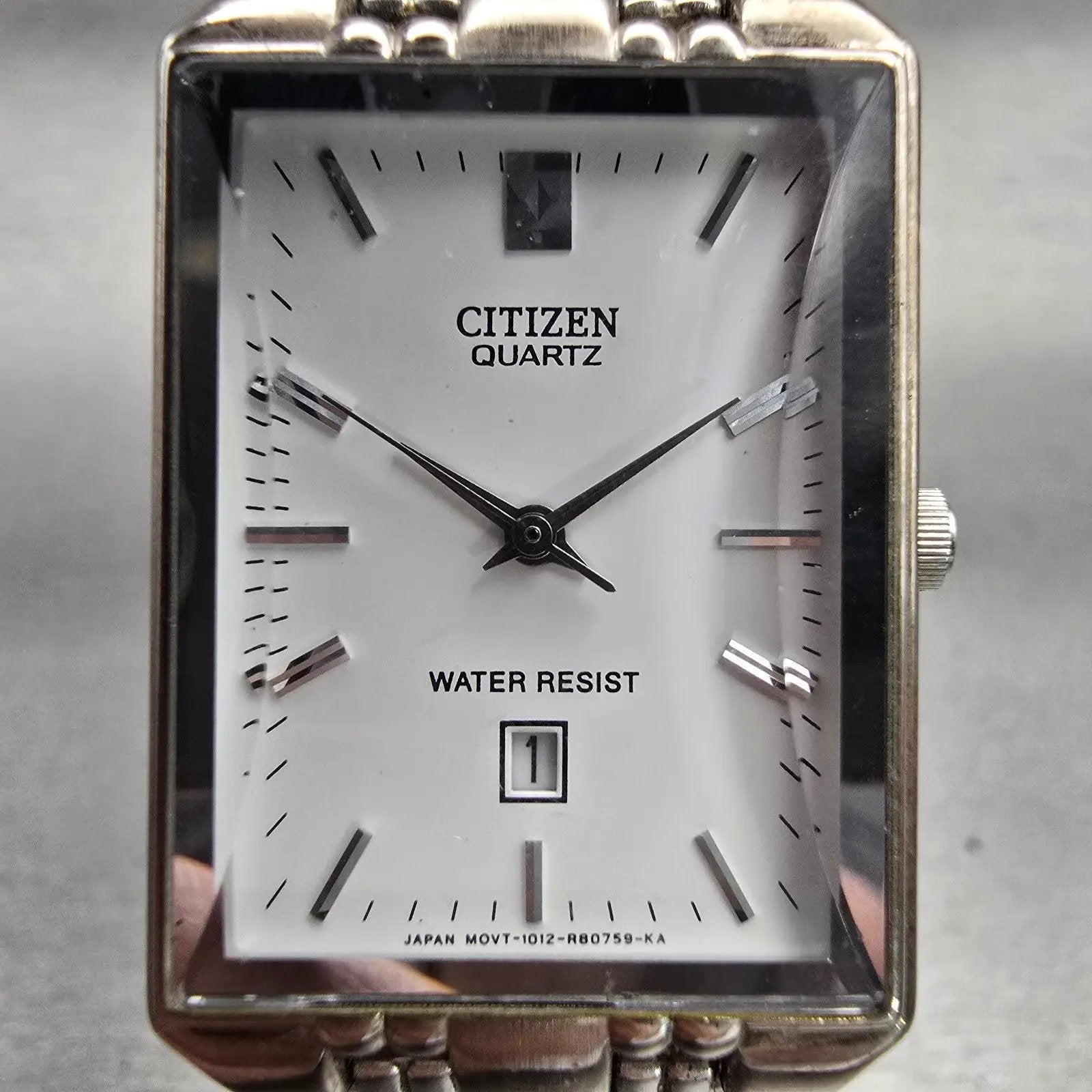 Citizen Watch Men 24mm White Dial Silver Tone Date Rectangle 1020-R30436 New Bat1