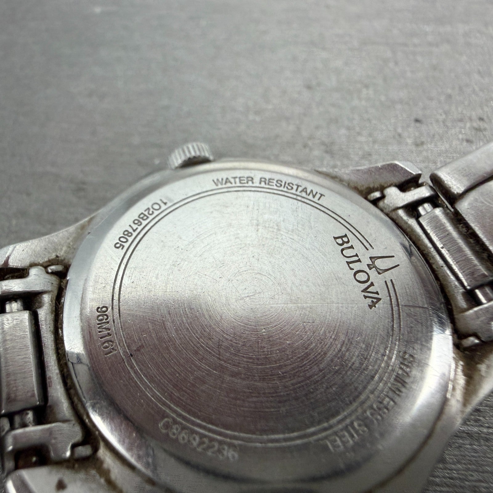 Bulova Dive Watch Women 30mm Black Dial Silver Tone Date 96M161 New Battery9