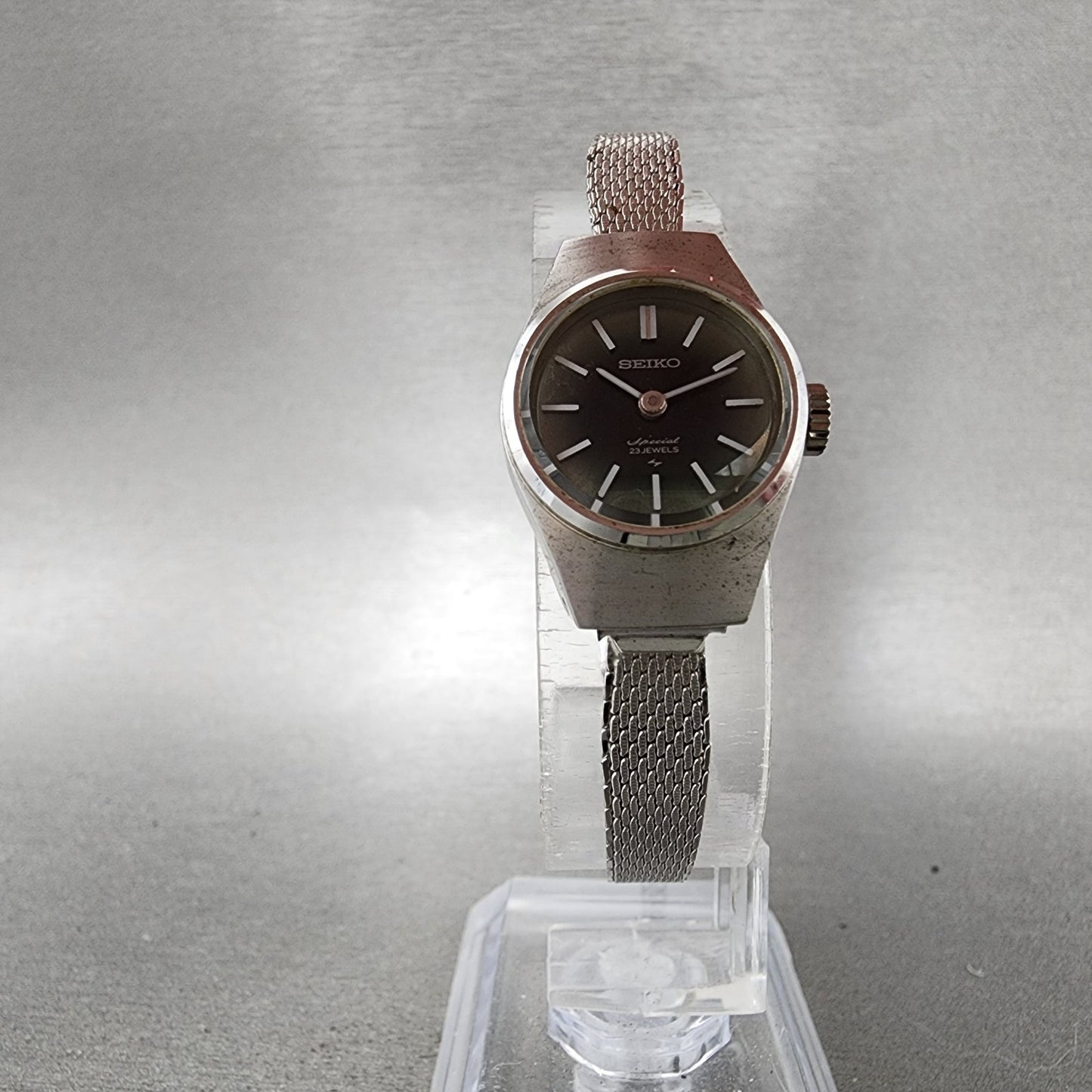 Seiko Special Watch Women 18mm Green Dial White Gold Plated Manual Wind Runs5