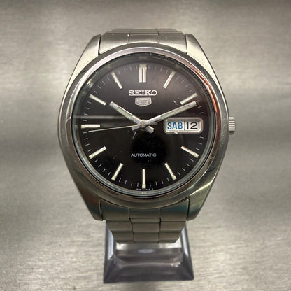 Seiko 5 Watch Men 37mm Black Dial Silver Tone Daydate Round 7S26-0060 Runs0