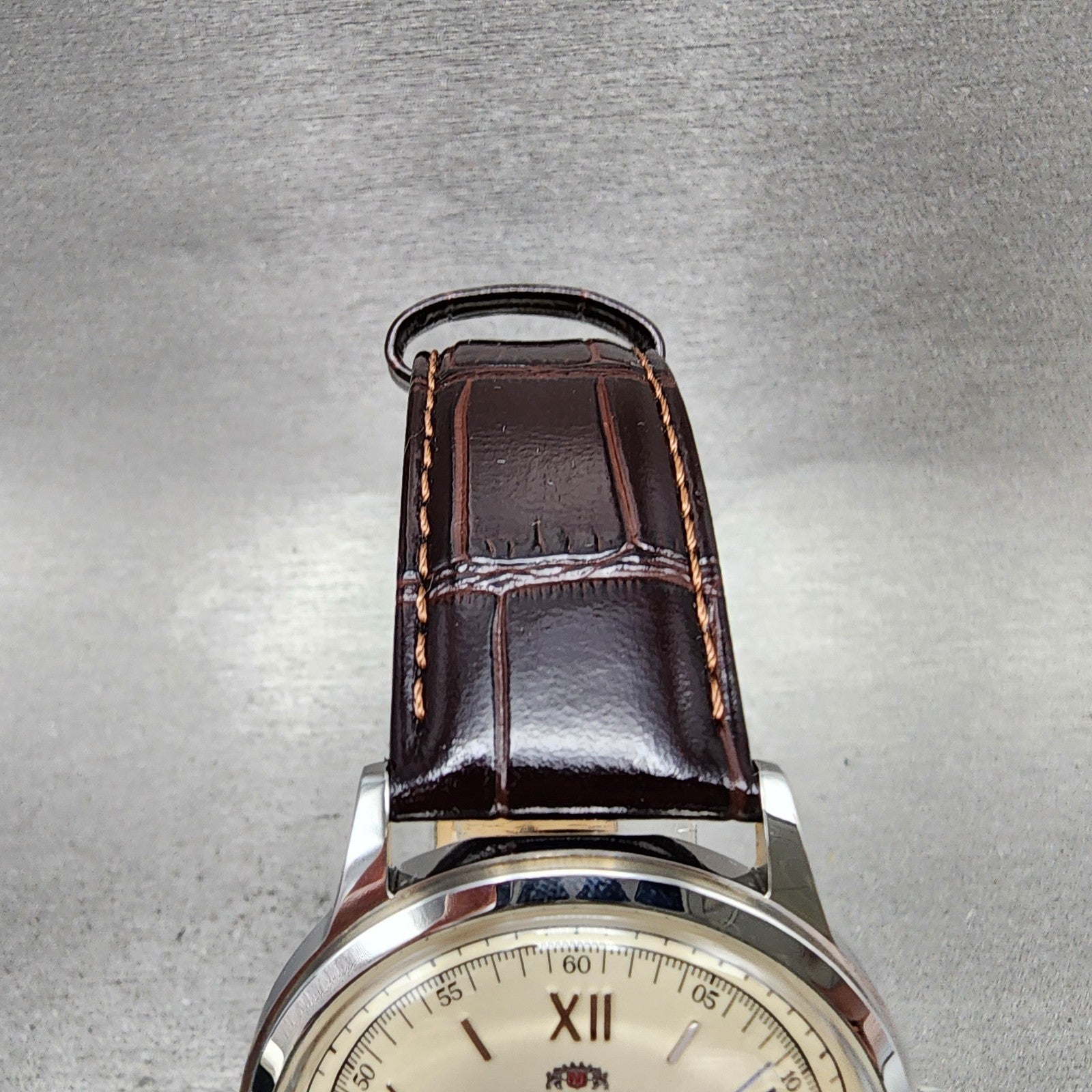 Orient Bambino V2 Watch Men 41mm Cream Dial Silver Tone Date Automatic Runs4