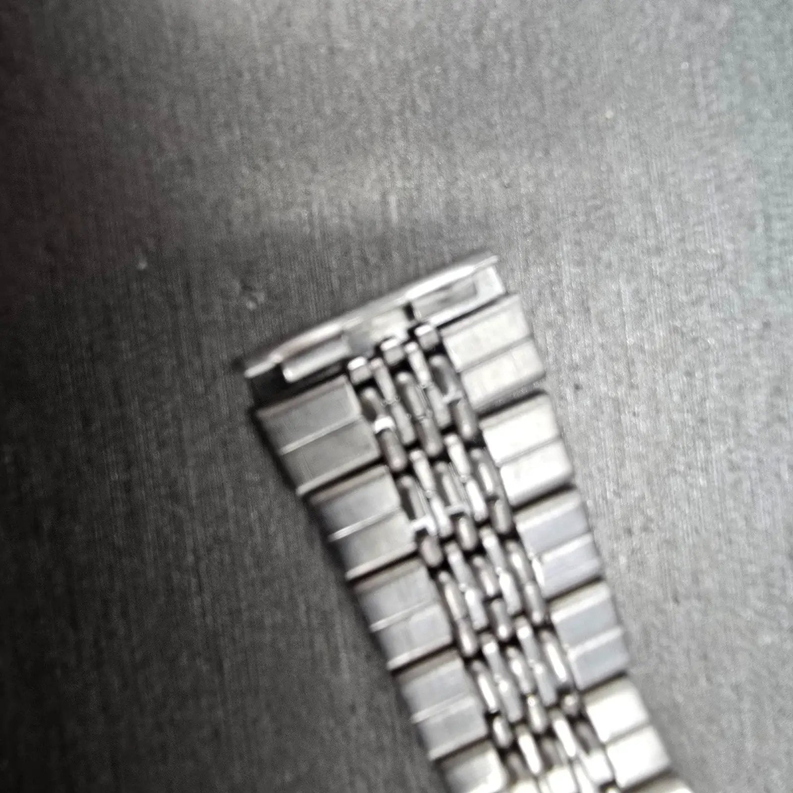 Seiko Beads Of Rice Bracelet 20mm Stainless Steel Silver Tone Tri Folding Clasp9