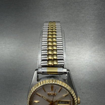 Seiko SQ Watch Women 25mm Silver Dial Two Tone Daydate Round 2A23-0039 NewBat4