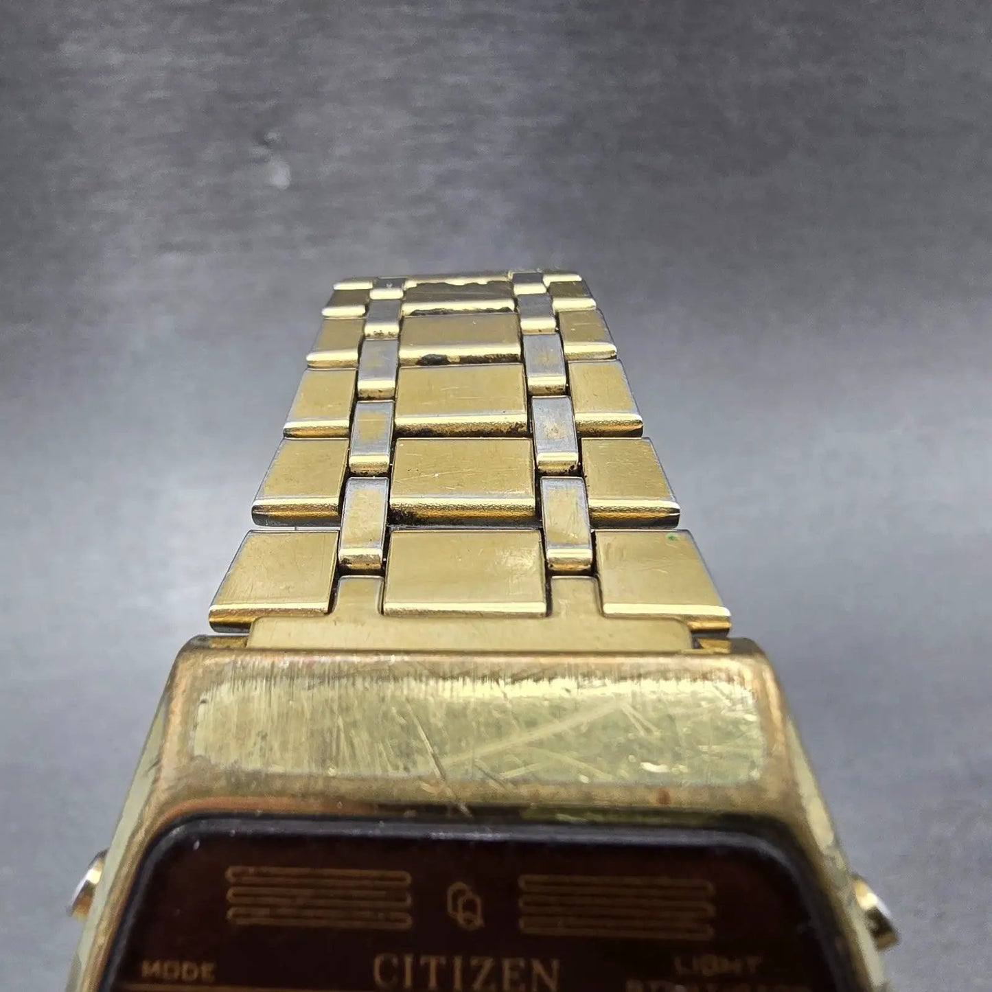 Citizen Watch Men 34mm Gold Digital Alarm Chronograph 4-098609 New Battery VTG4