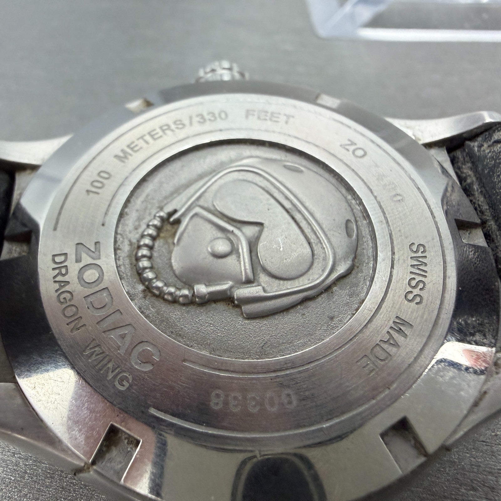 Zodiac Dragon Wing chronograph Watch Men 45mm Black Dial Steel Date ZO7400 Works9
