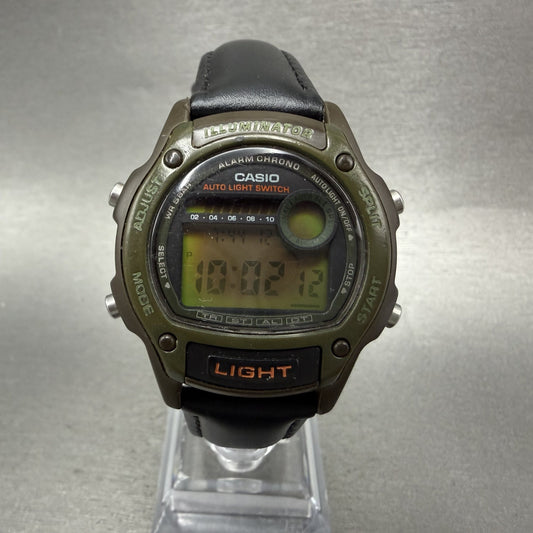 Casio Illuminator W94H Watch Men 37mm Digital Green Alarm Chrono Round New Batt0