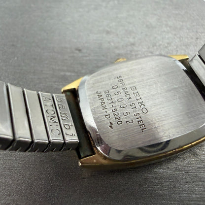 Seiko Tank Watch Men 20mm Champagne Dial Gold Tone Rectangle 2621-5220 New Batt29