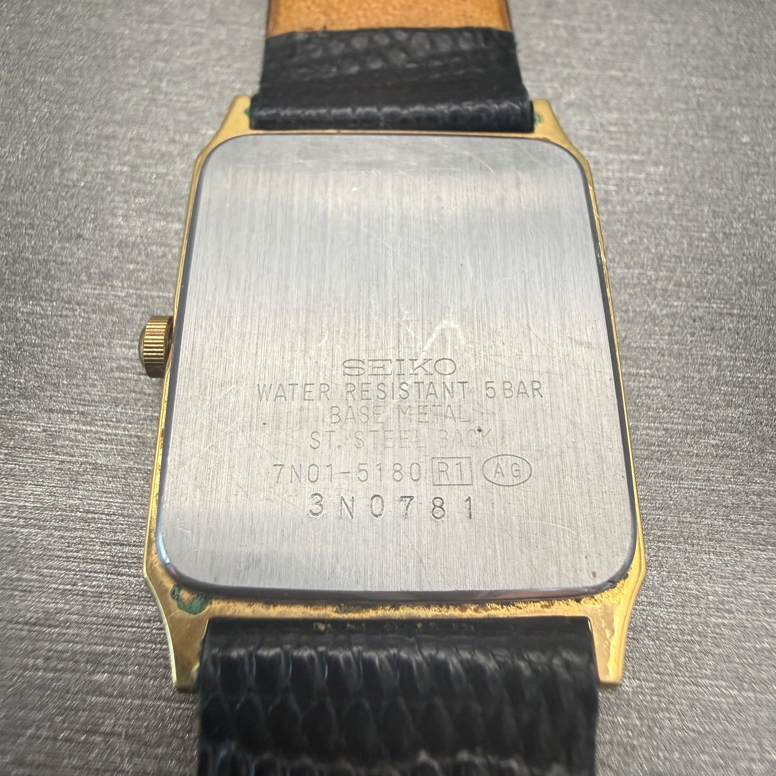 Seiko Spirit Watch Men 25mm Gold Dial Gold Tone Rectangle 7N01-5180 New Battery10