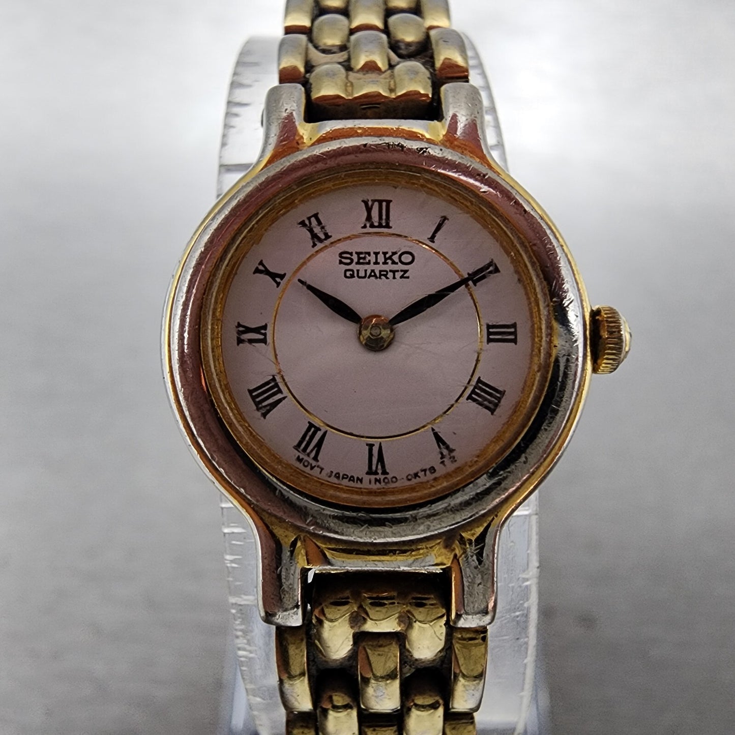 Seiko Watch Women 19mm White Dial Gold Tone Round 1N000C49 New Battery1