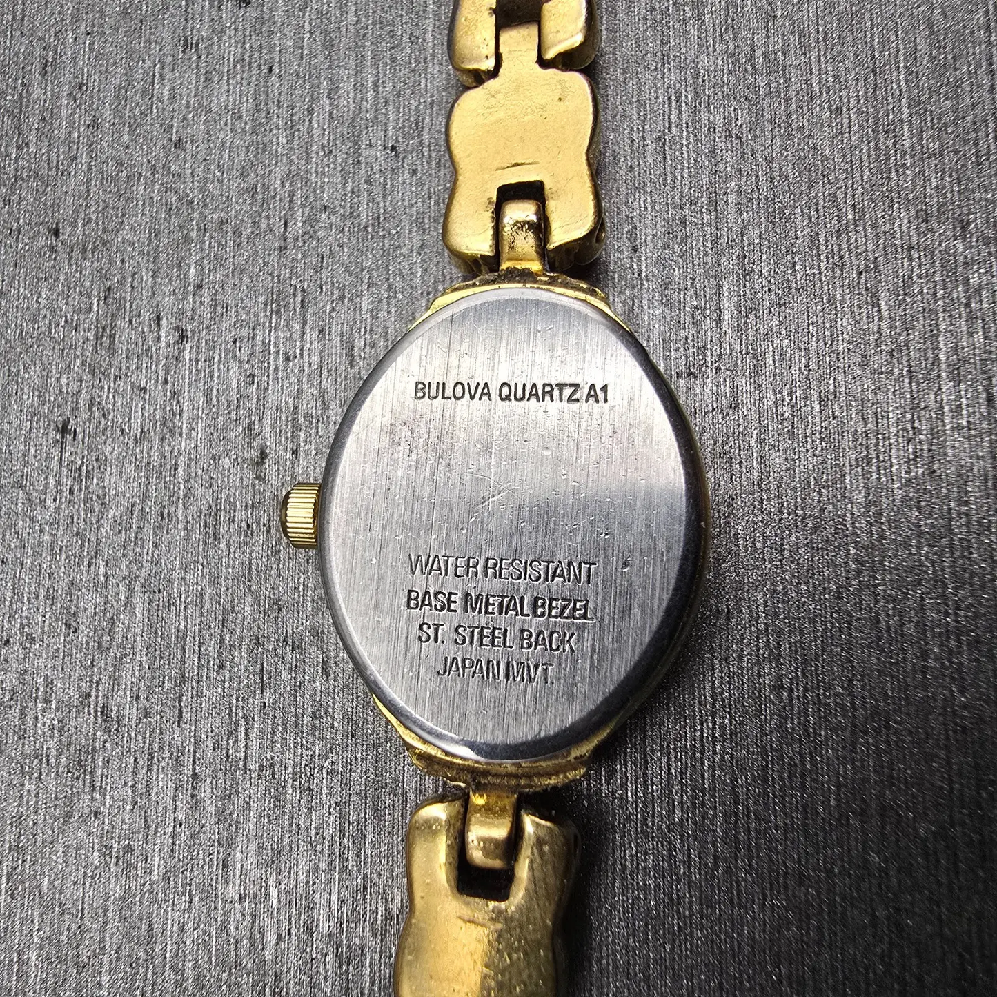 Bulova Watch Women 17mm Champagne Dial Gold Tone Oval 97T09 New Battery10
