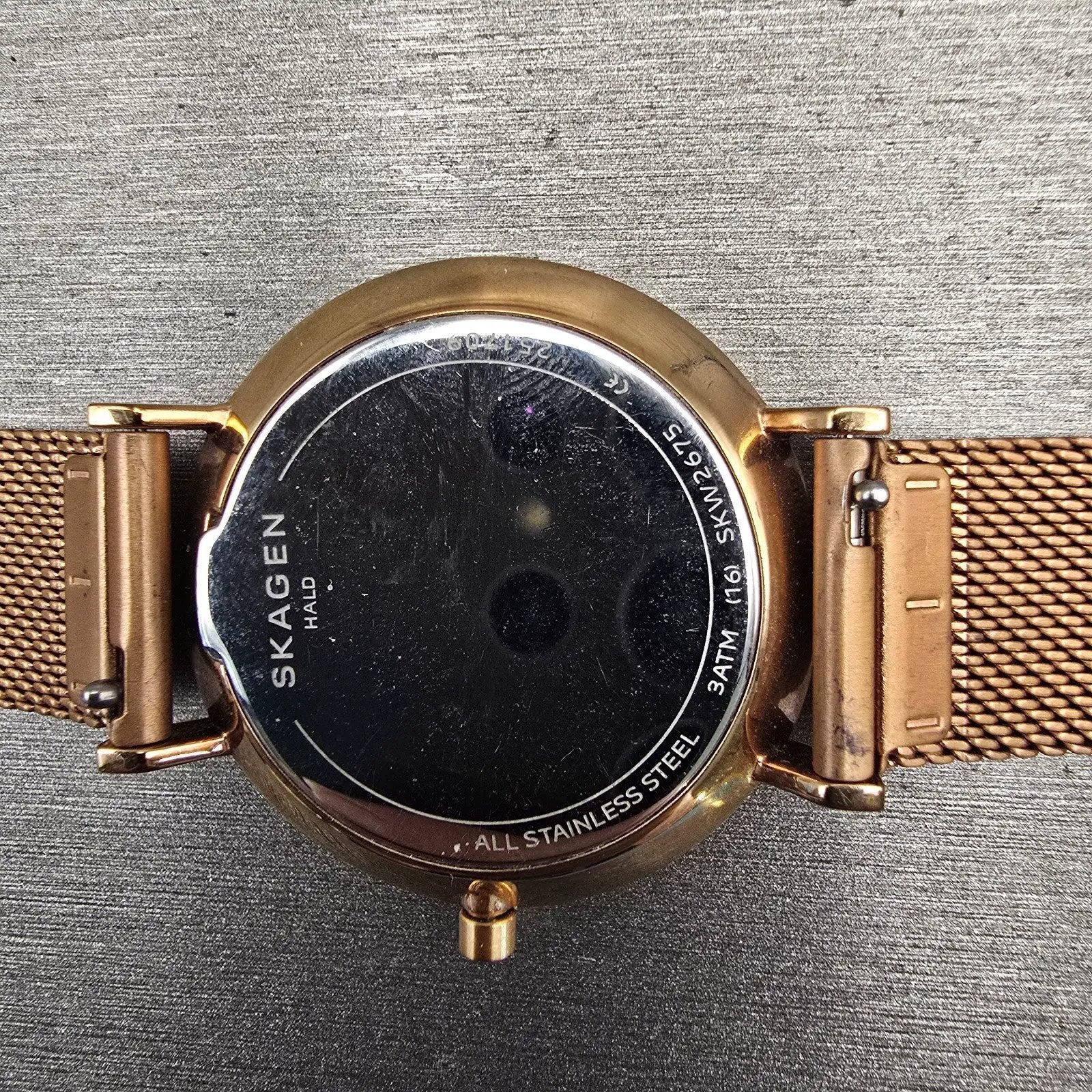Skagen Hald Watch Women 34mm Gray Dial Gold Tone Round SKW2675 New Battery10