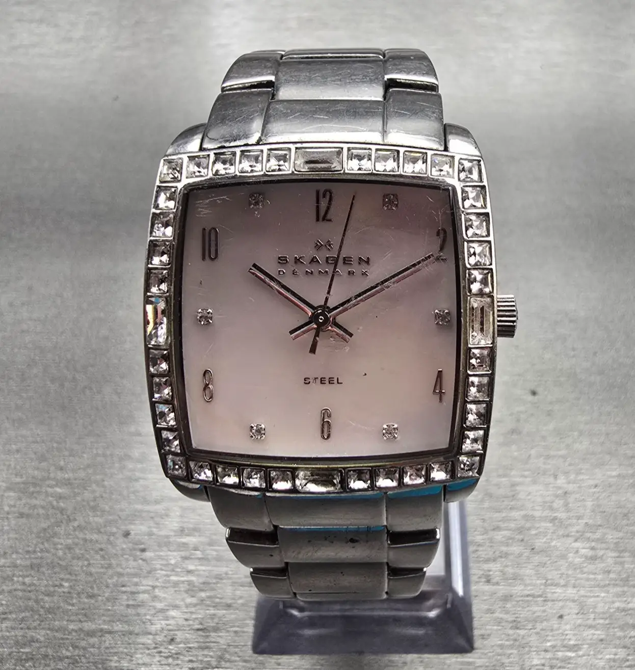 Skagen Watch Women 31mm MOP Dial Silver Tone Gemmed Rectangle N526SSX New Batt0