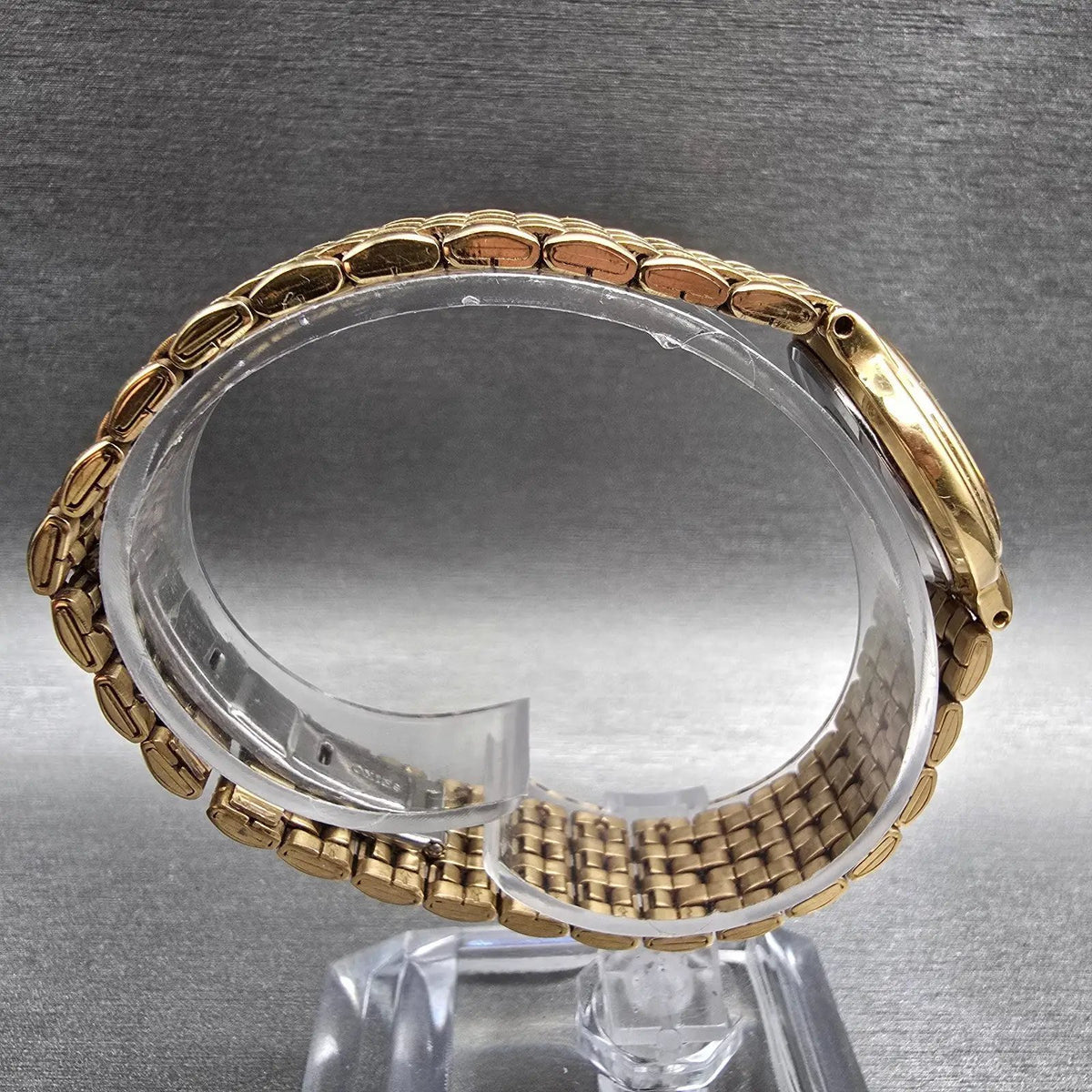 Seiko Watch Women 25mm Gold Dial Gold Tone Date Round 3Y09-0B59 New Battery8