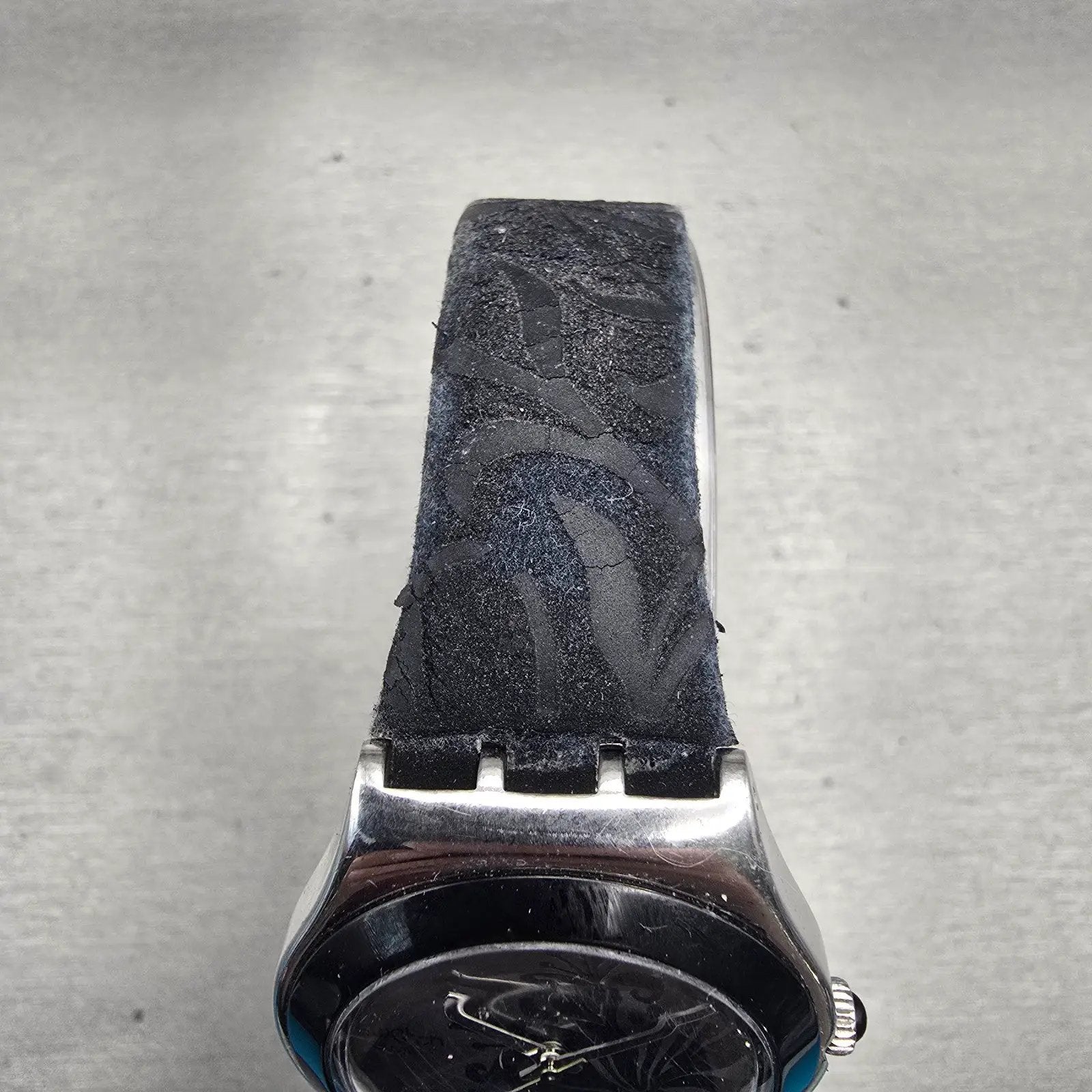 Swatch Irony BLACK FLOWER Watch Women Silver Dial Silver Tone YLS146 New Battery4