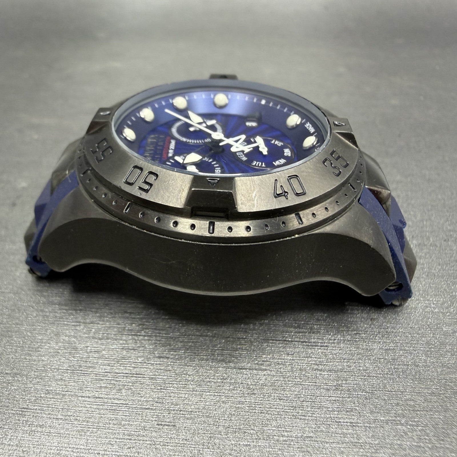 Invicta Excursion Chronograph Watch Women 40mm Blue Dial Daydate 18692 PARTS4