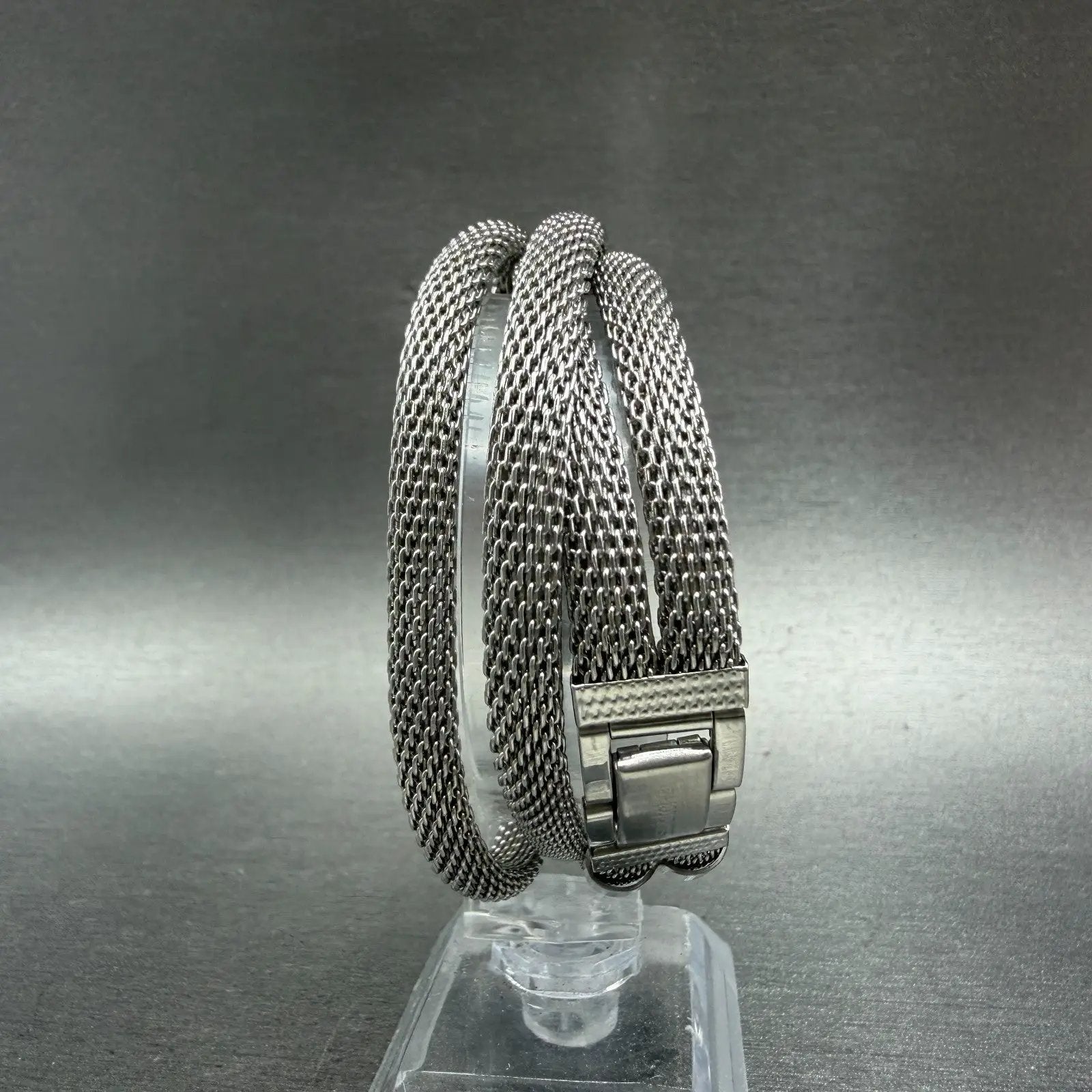 Swatch irony Mignardise Watch Women 25mm Silver Dial Silver Tone Round New Batte7
