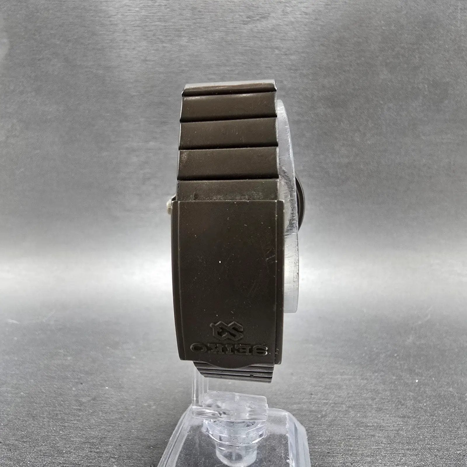 Seiko SQ Sports 150 Watch Men 36mm Gray Dial Two Tone Daydate 5H23-6219 PARTS HU7