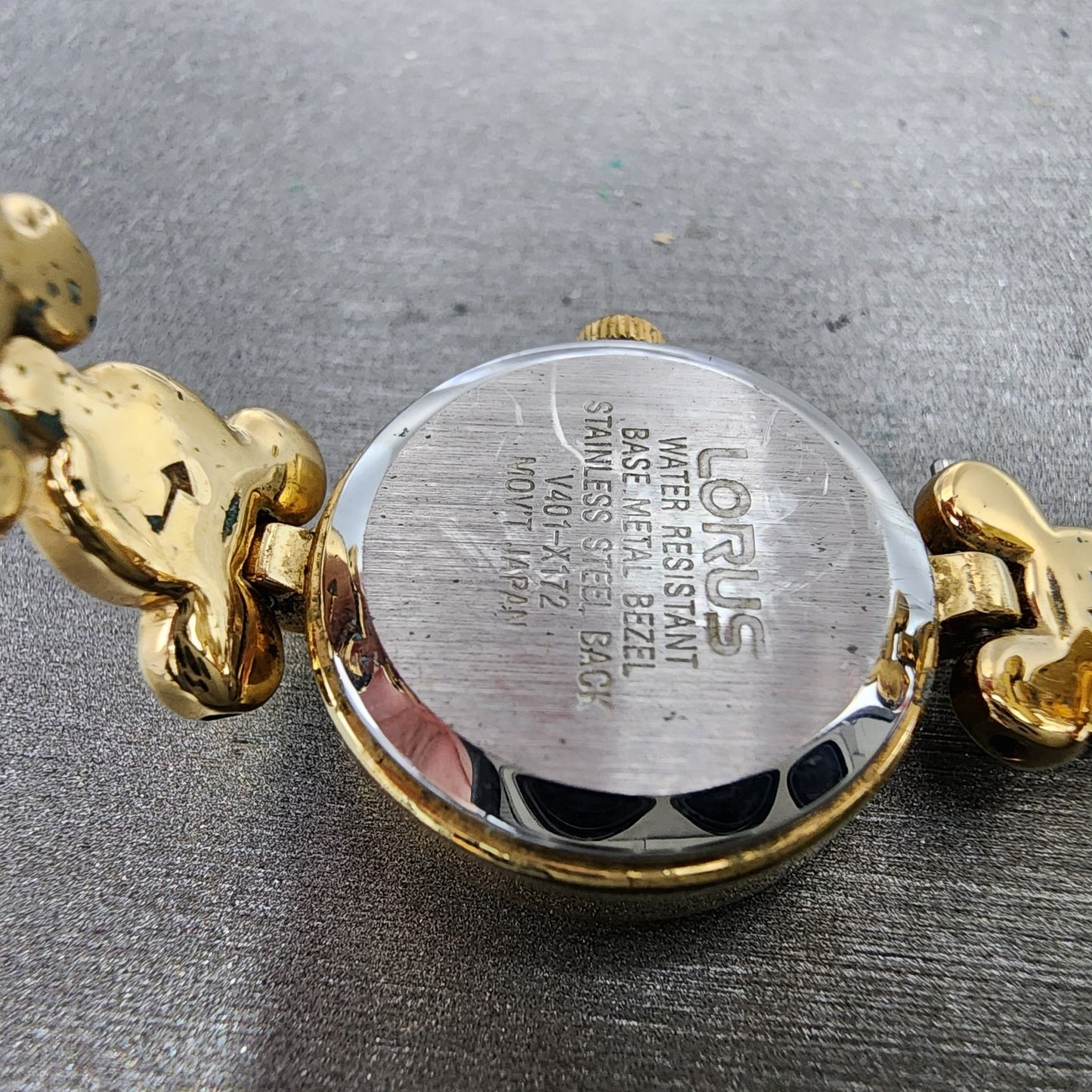 Seiko Lorus Mickey Mouse Watch Women 20mm Gold Dial Gold Tone Round New Battery9