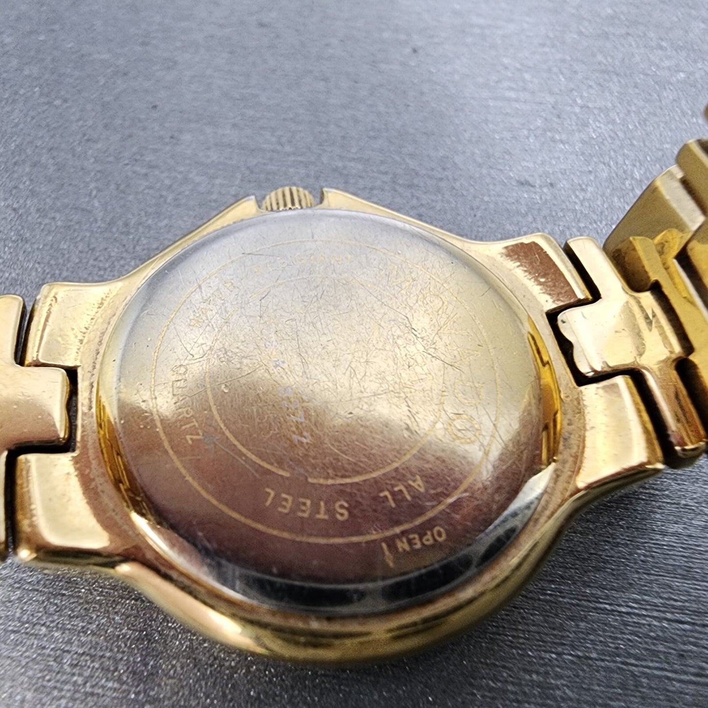 Movado Museum Watch Women 25mm Black Dial Gold Tone Round 88A1827 New Battery9