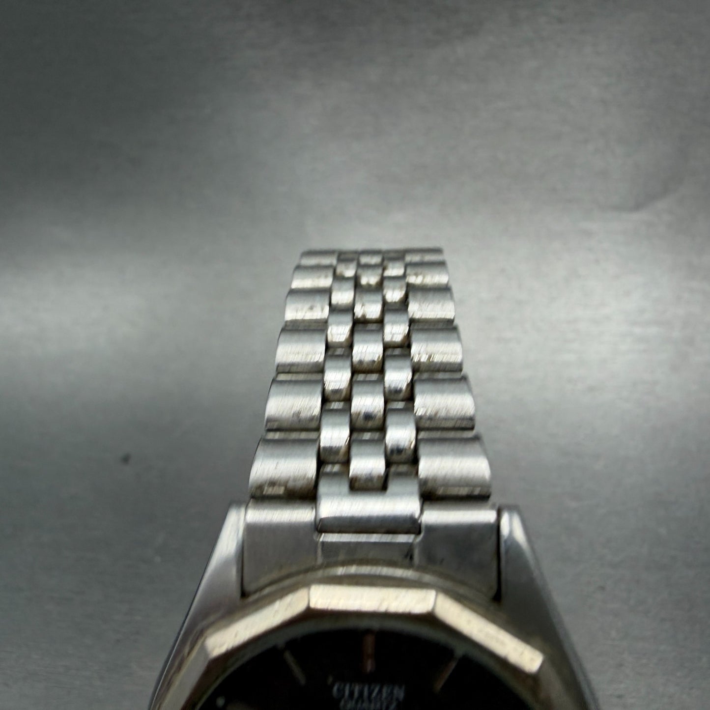 Citizen CQ Watch Men 35mm Gray Dial Silver Tone Daydate 6100-847521 New Battery4