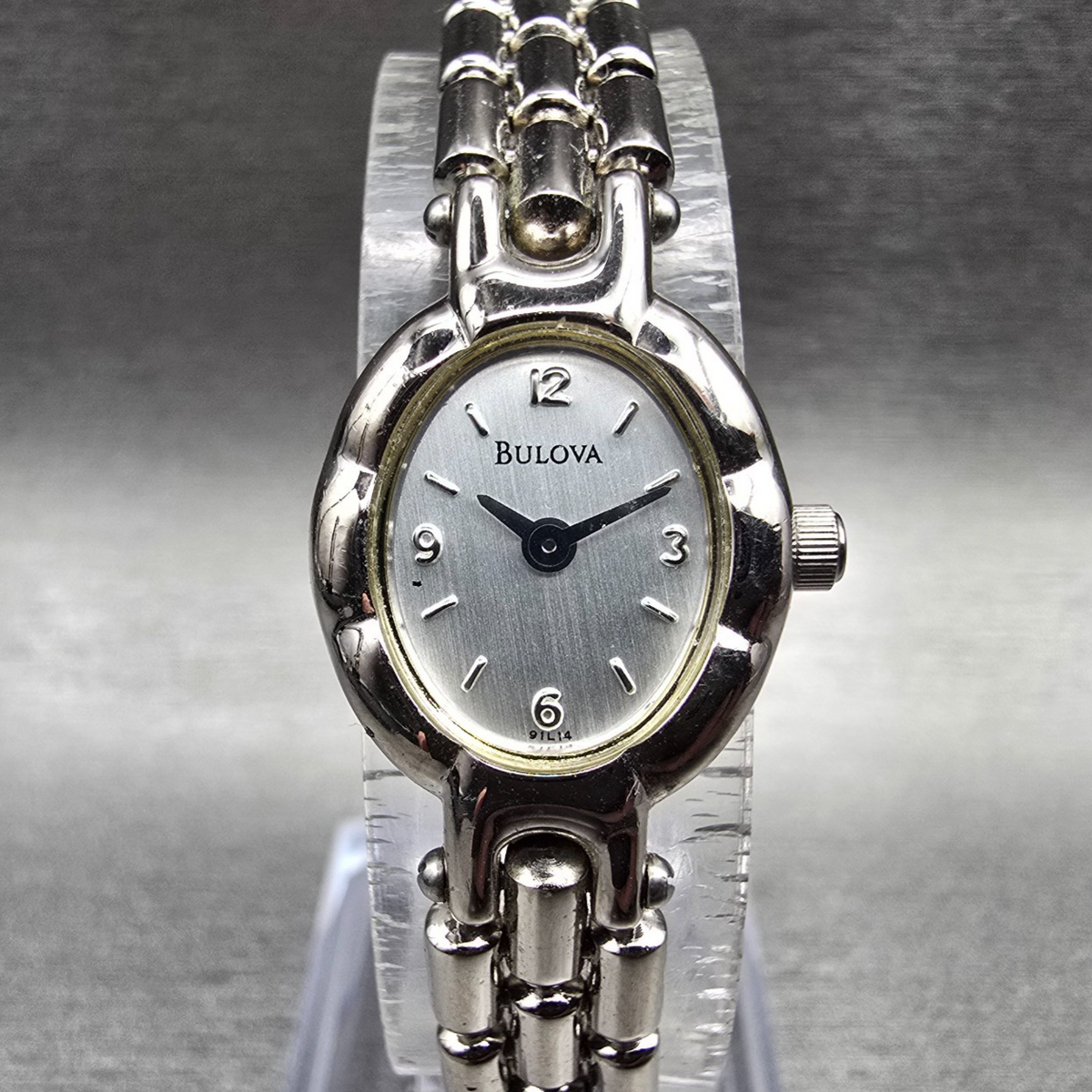 Bulova Watch Women 16mm Silver Dial Silver Tone Oval 91L14 New Battery0