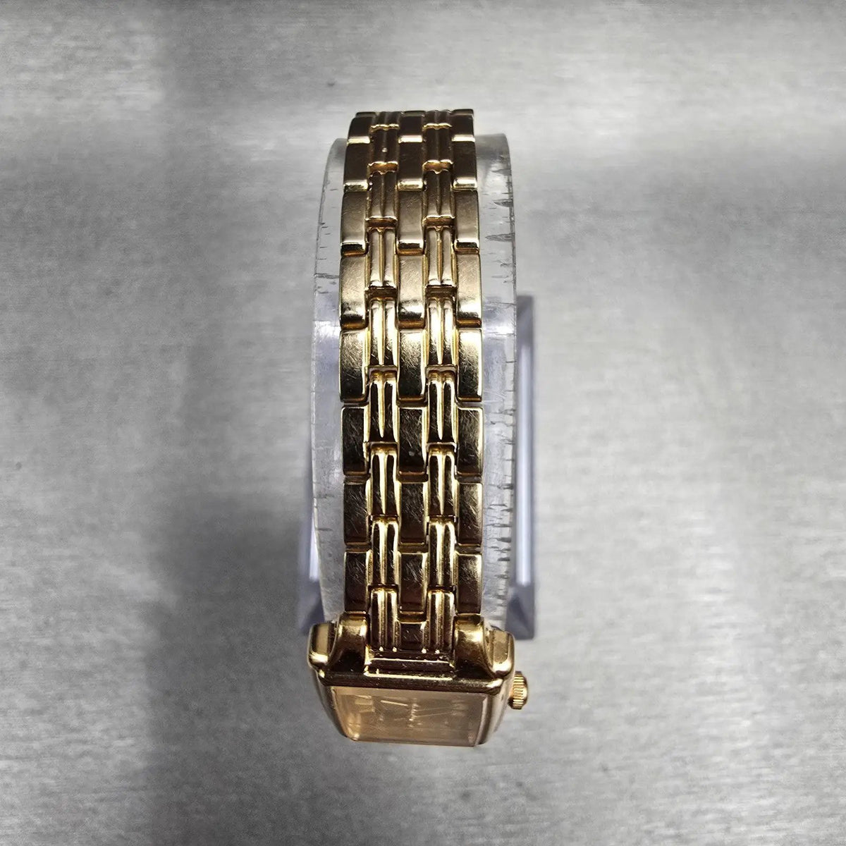 Seiko Tank Watch Women 17mm Champagne Dial Gold Tone Rectangle 1N01-0FH0 NewBatH4