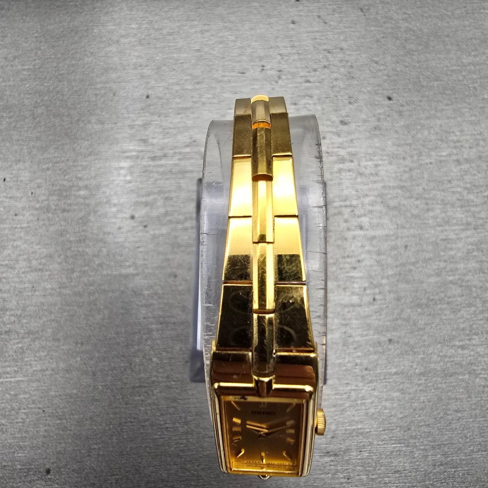 Seiko Watch Women 13mm Gold Dial Gold Tone Rectangle 2E20-7479 New Battery VTG4