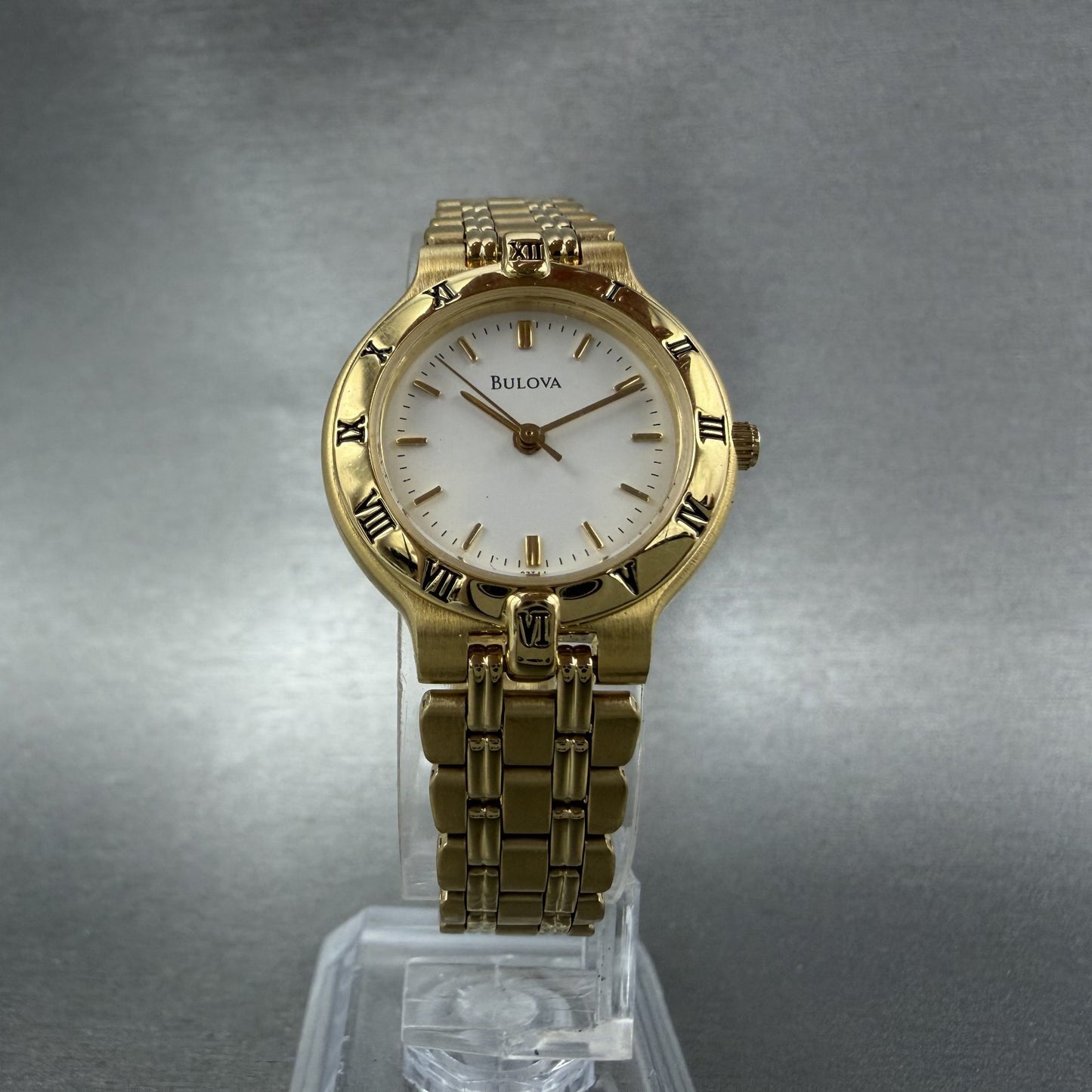 Bulova Watch Women 25mm White Dial Gold Tone Round 97T44 New Battery5