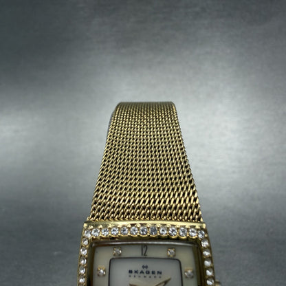 Skagen Tank Watch Women 21mm Mop Dial Gold Tone Rectangle 384XSGG New Battery5