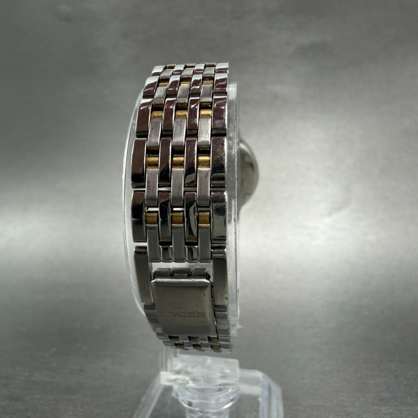 Seiko Watch Women 25mm Black Dial Two Tone Round V701-2H40 New Battery Vintage7
