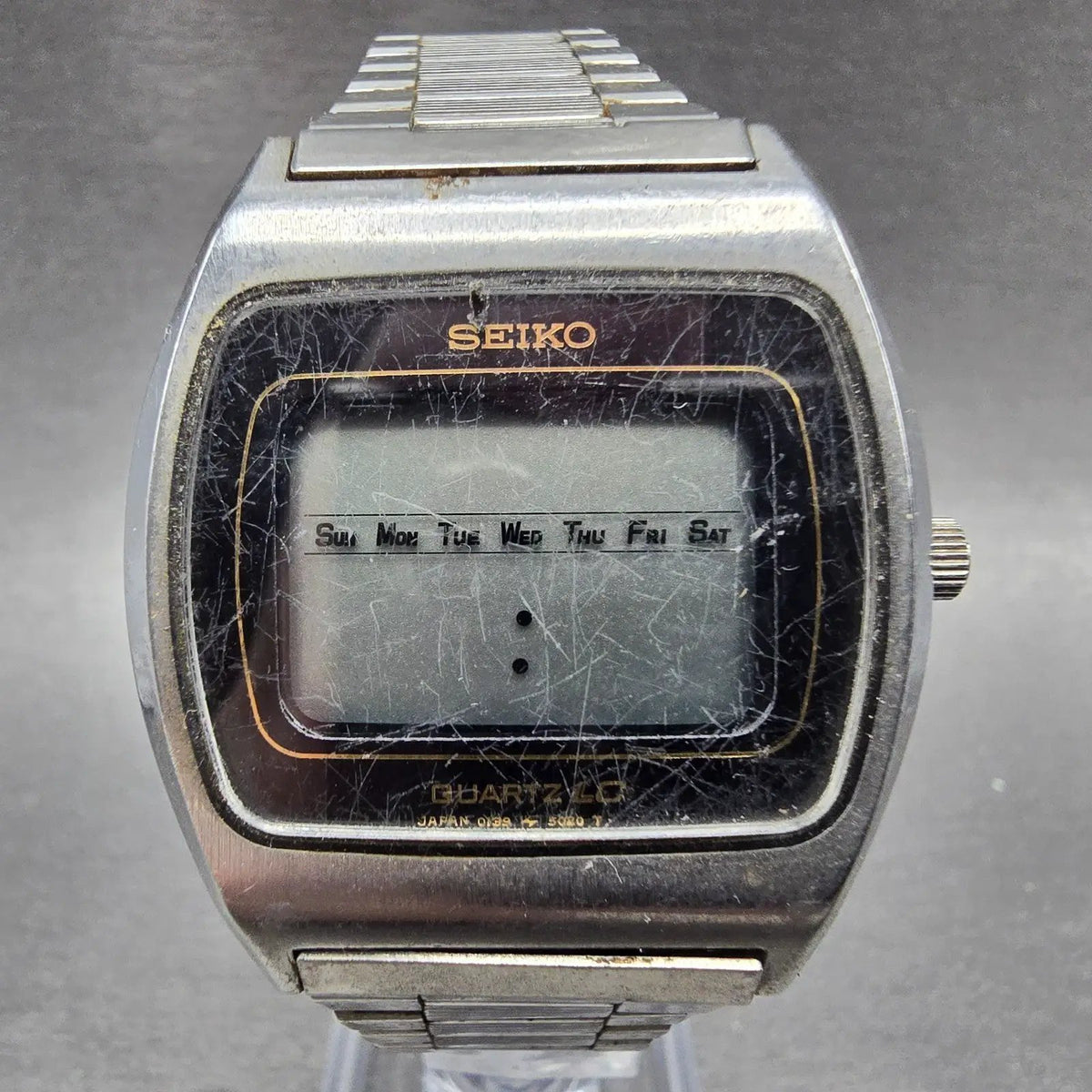 Seiko Digital Watch Men 37mm Black Dial Silver Daydate 0139-5029 PARTS0