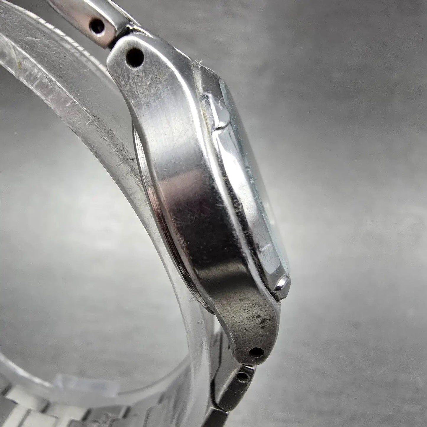 Citizen Eco-Drive Watch Women 25mm Silver Dial Steel Daydate E001-K17560 Runs3