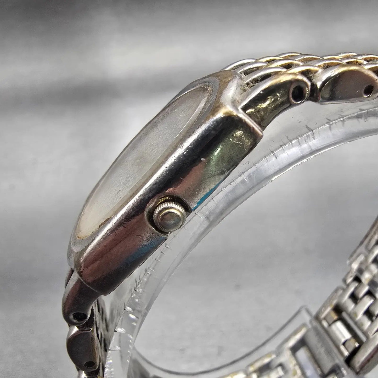 Seiko Watch Women 17mm White Dial Two Tone Rectangle 1N00-6E20 New Battery VTG2