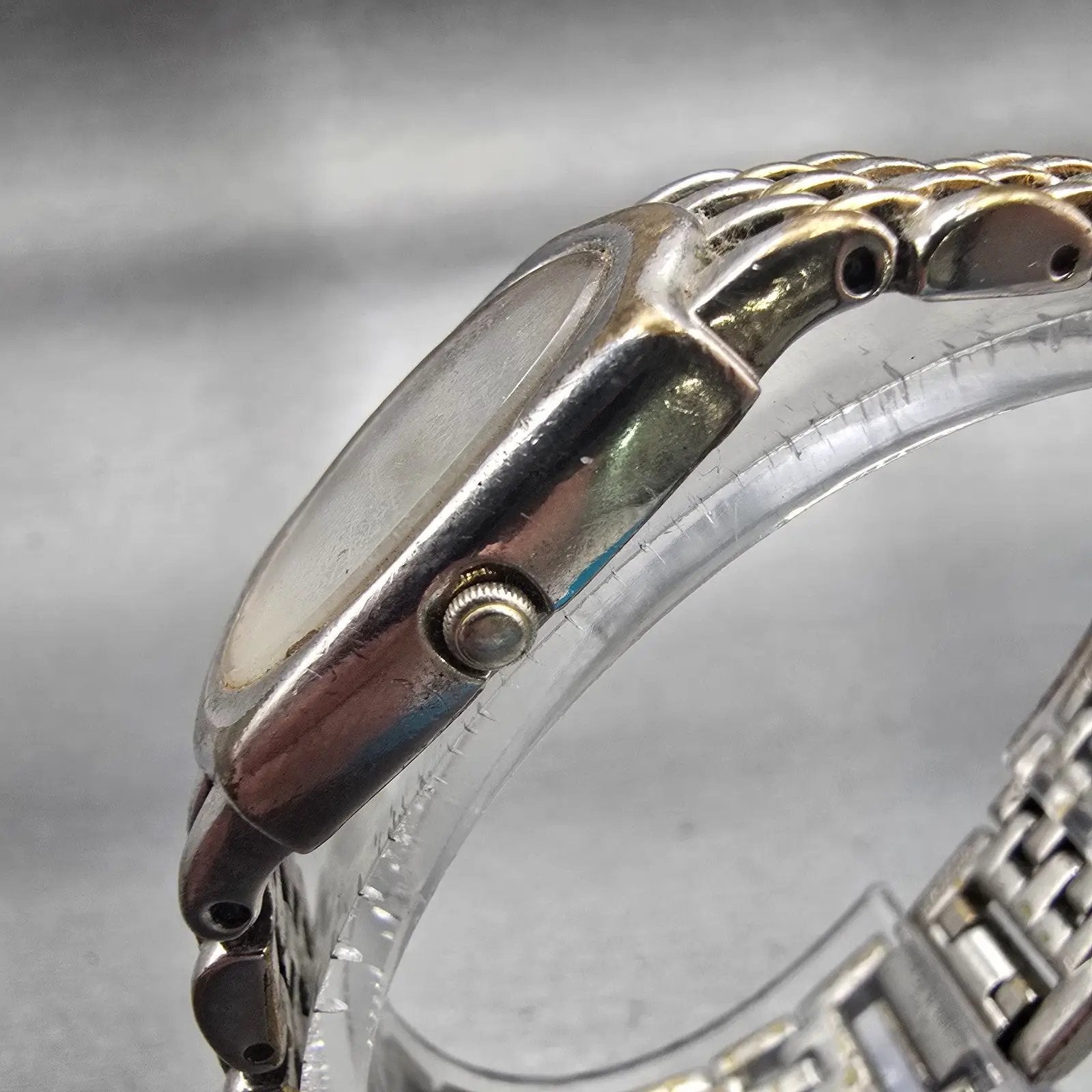 Seiko Watch Women 17mm White Dial Two Tone Rectangle 1N00-6E20 New Battery VTG2