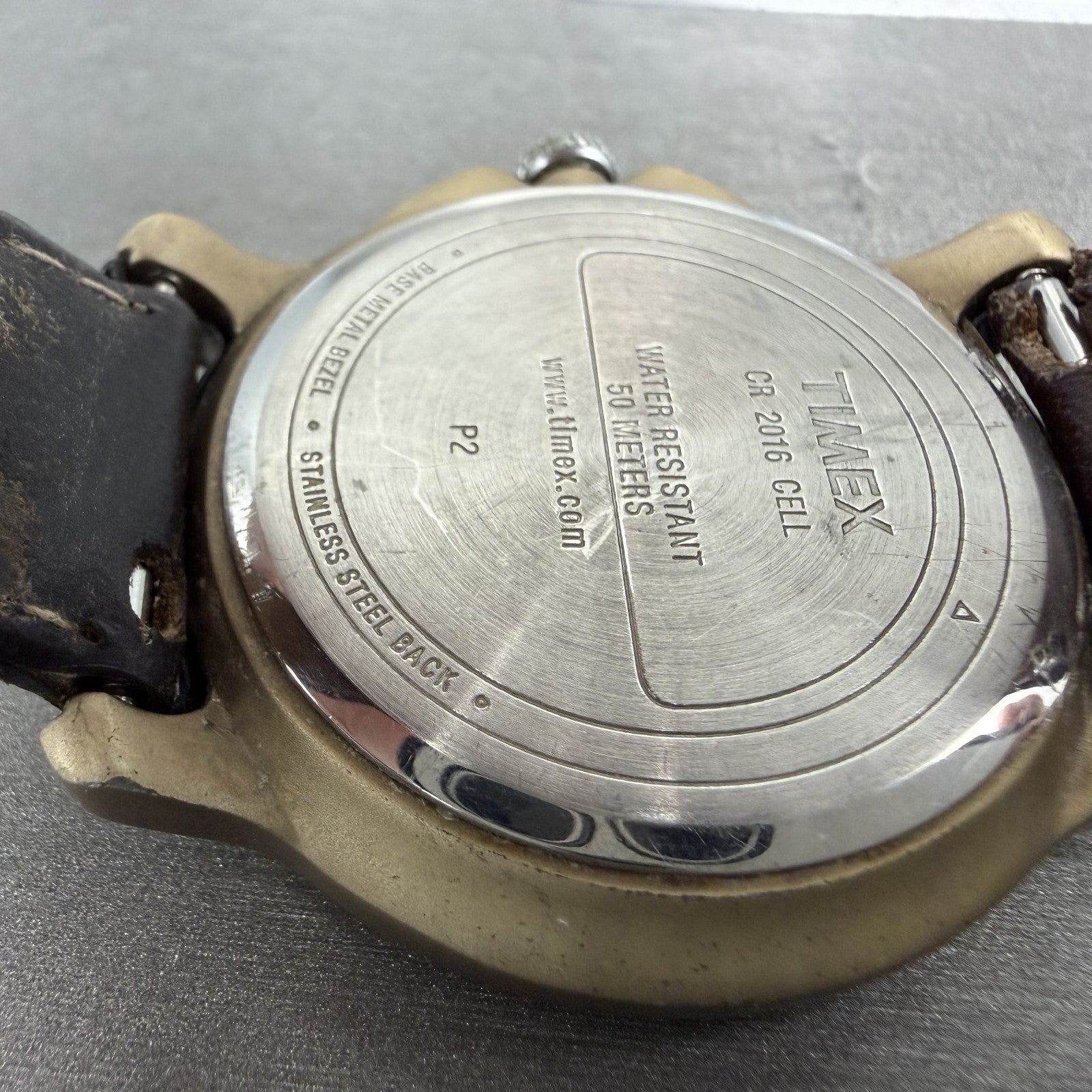 Timex Expedition Watch Men 39mm Cream Dial Silver Tone Date Indiglow New Battery9