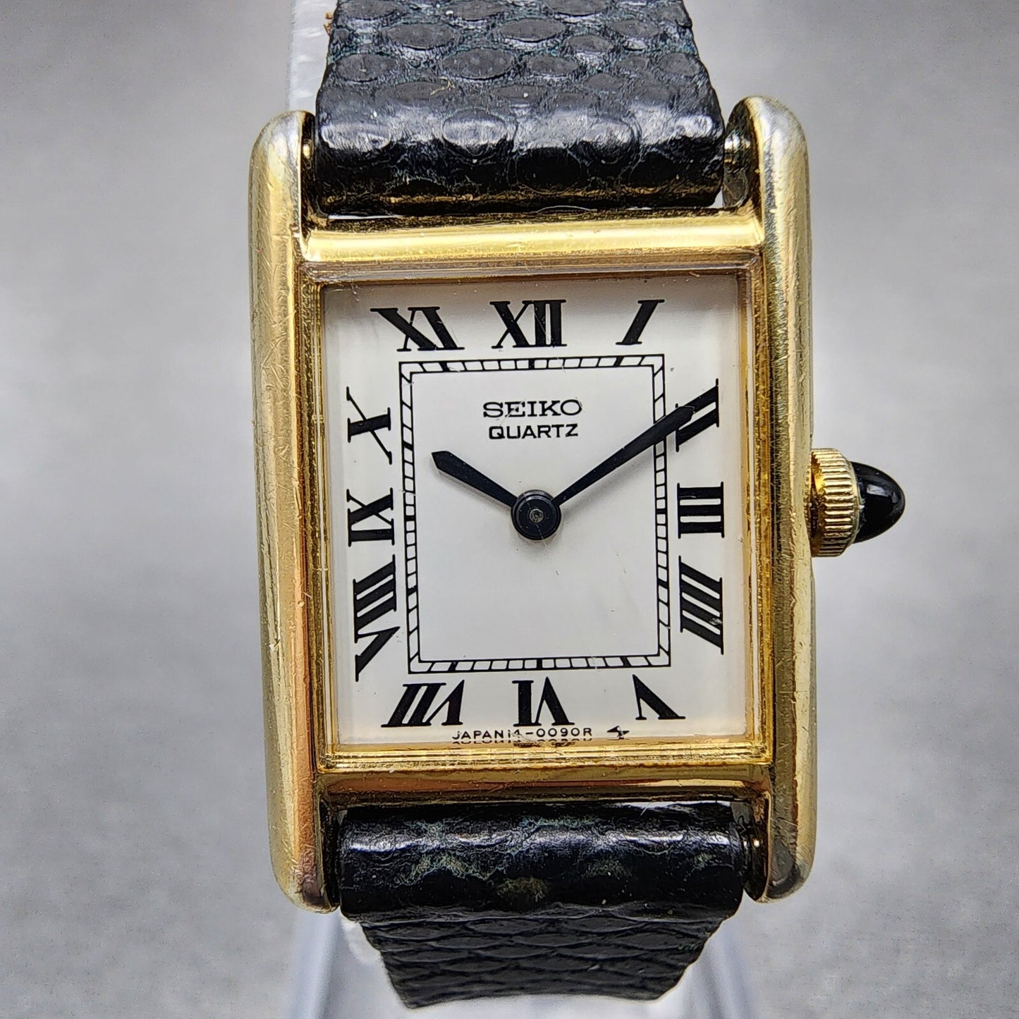 Seiko Tank Watch Women 18mm White Dial Gold Tone Rectangle 14005039 New battery1