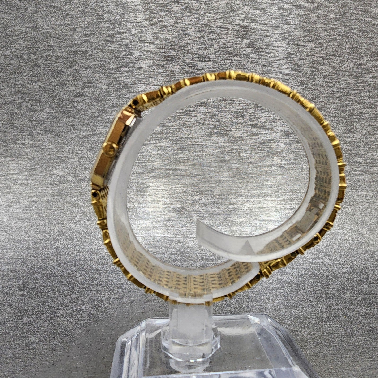 Seiko Tank Watch Women 16mm Champagne Dial Gold Tone 2c205449 New Battery6