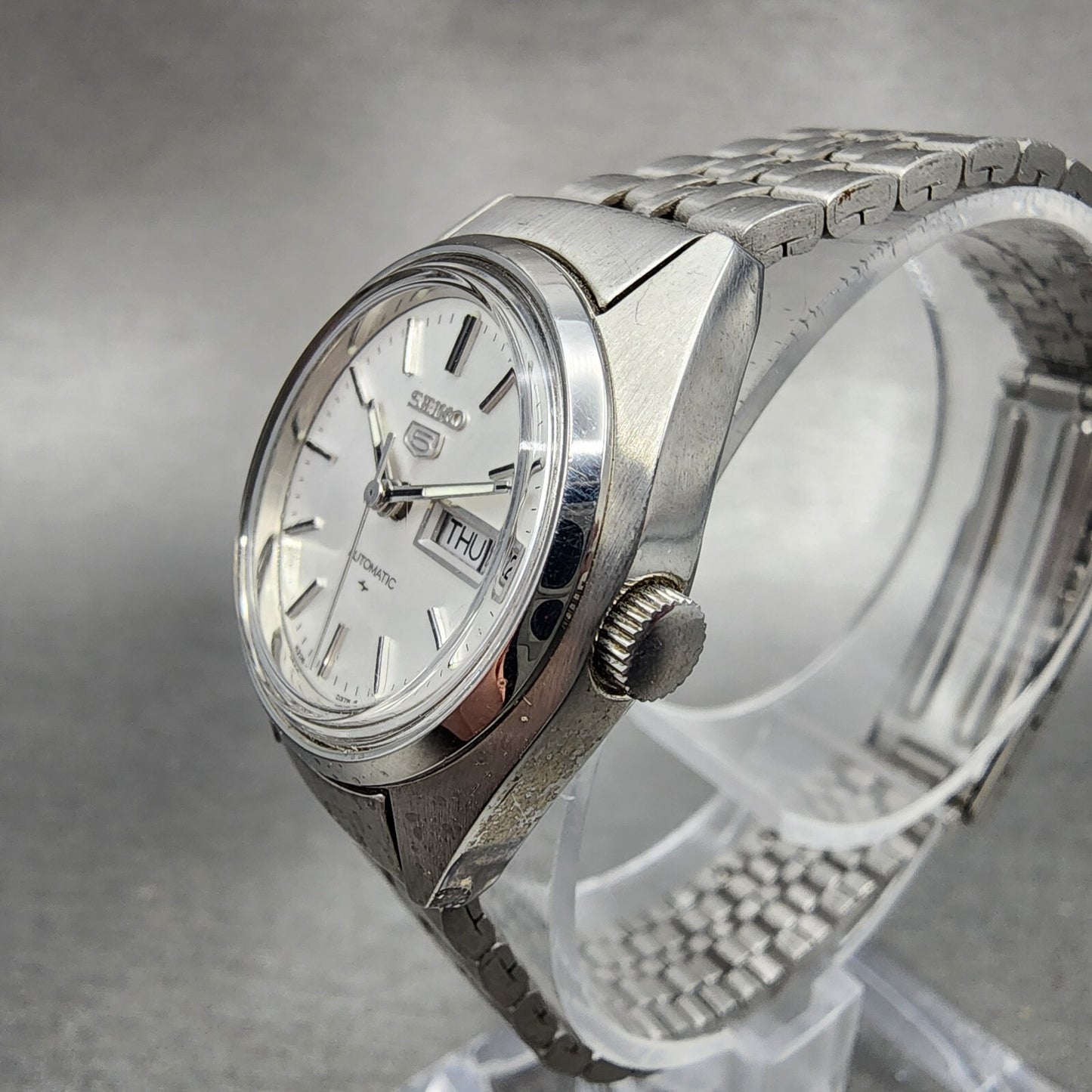 Seiko 5 Automatic Watch Women 25mm White Dial Silver Tone Daydat Round 610675202