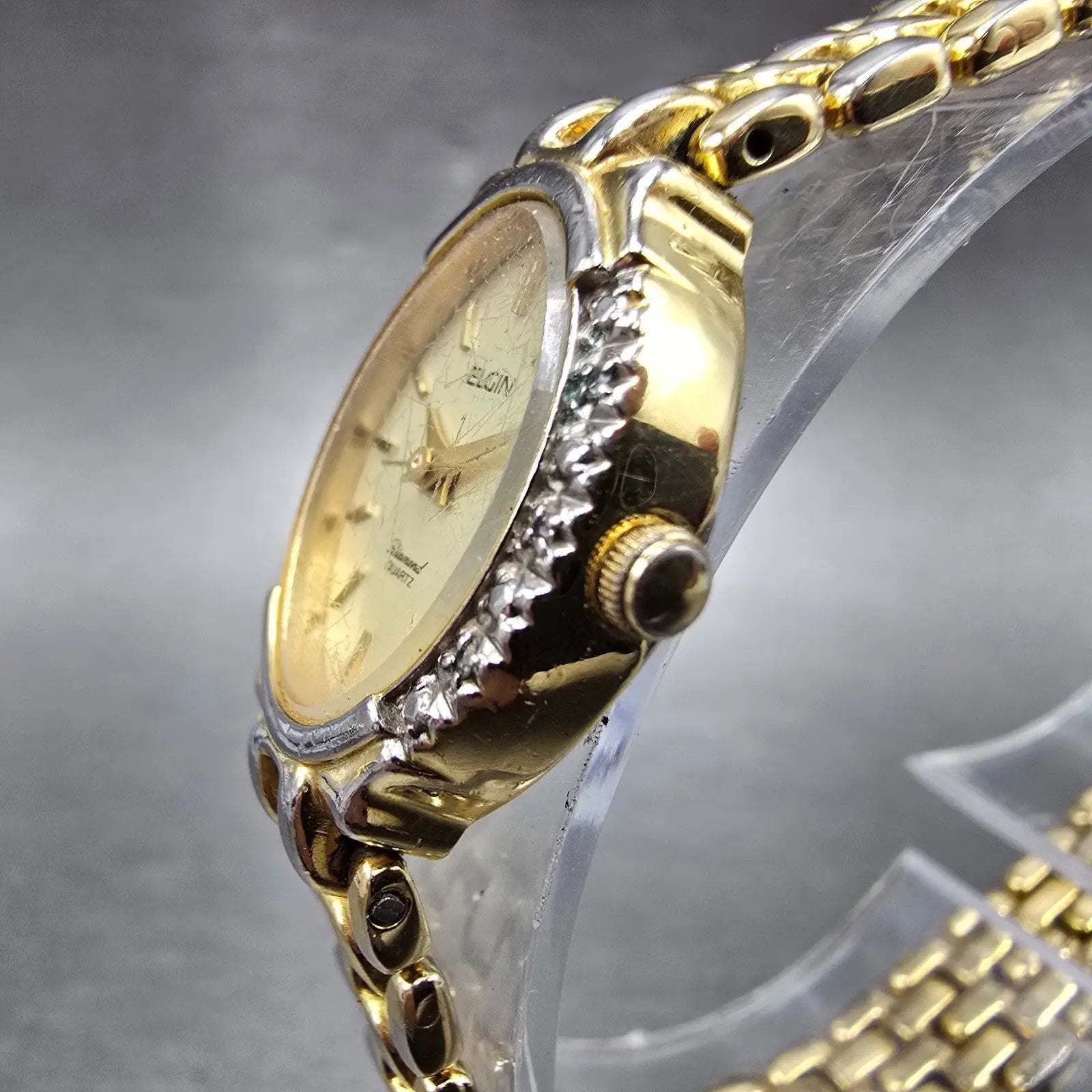 Elgin Watch Women 18mm Champagne Dial Gold Tone Oval Crystal Accent  New Battery2