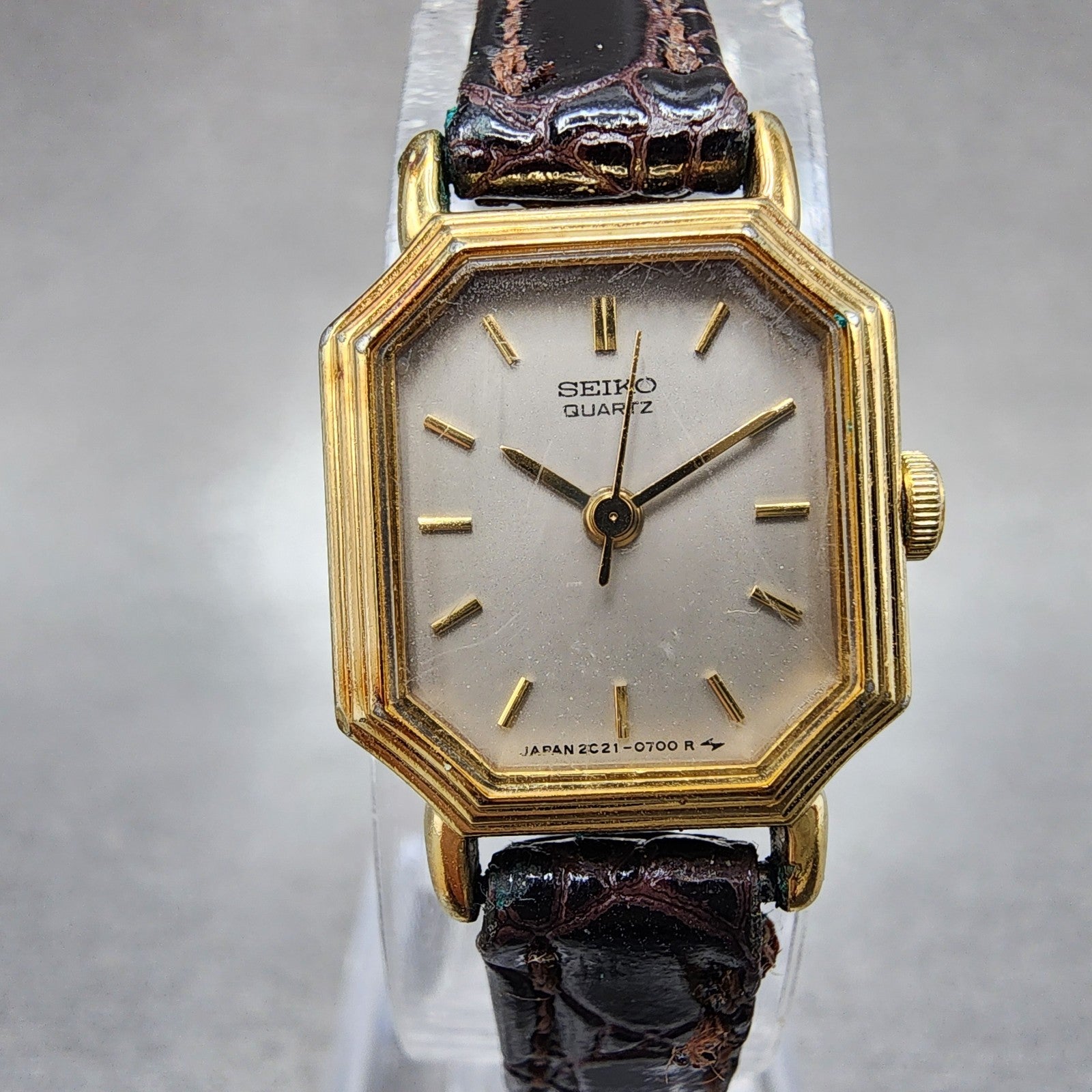Seiko Tank Watch Women 16mm Gray Dial Gold Tone Octagon 2c215279 New Battery0