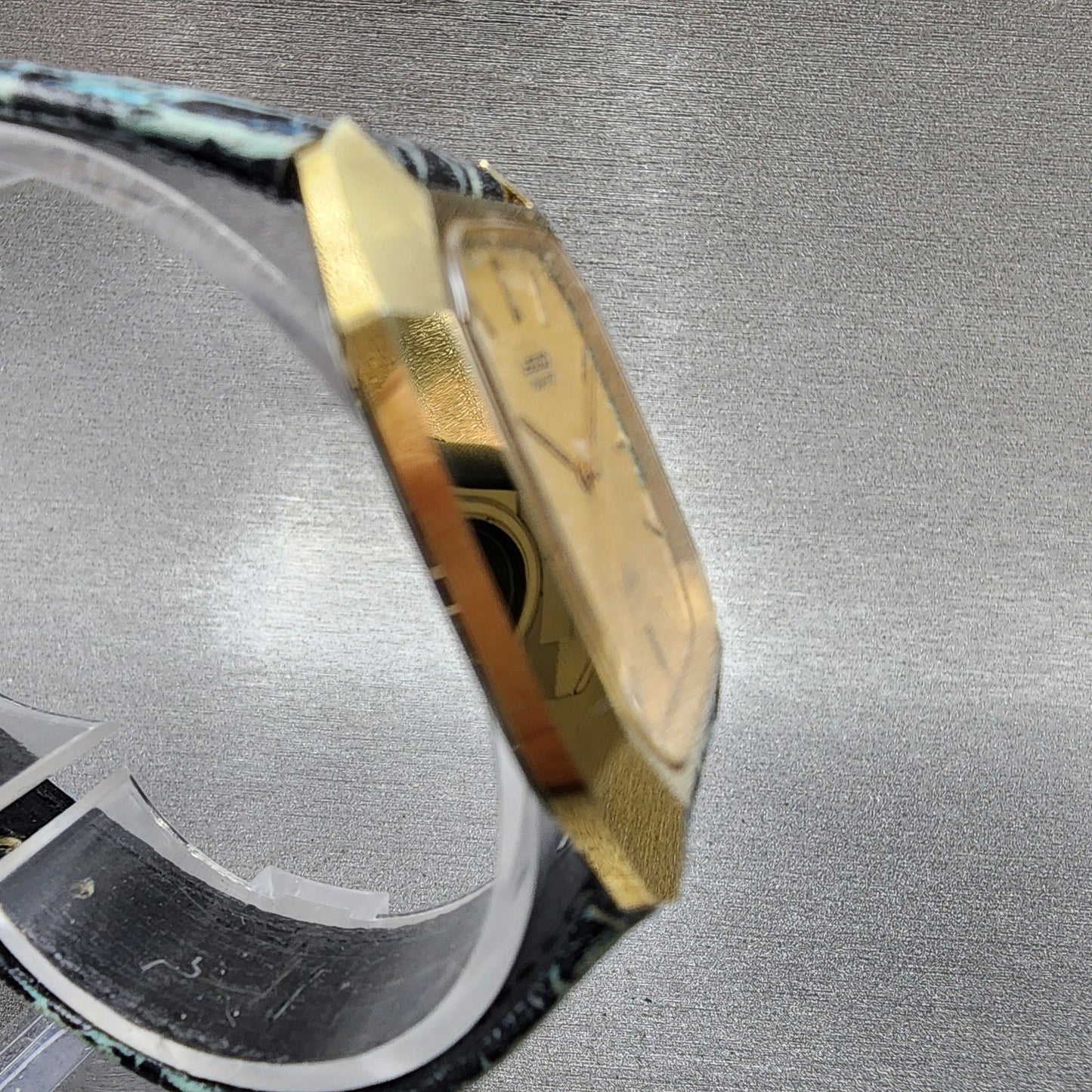 Seiko Dolce Tank Watch Men 30mm Gold Dial Gold Tone Rectangle 59315300 New Batt3