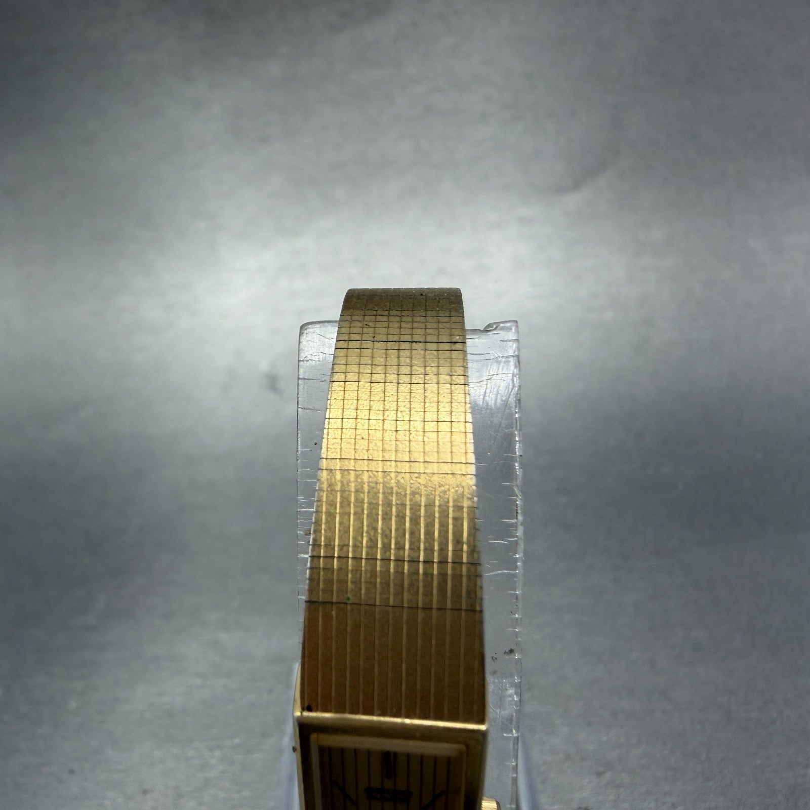 Seiko Tank Watch Women 12mm Champagne Dial Gold Tone Rectangle 1320-5119 New Bat4