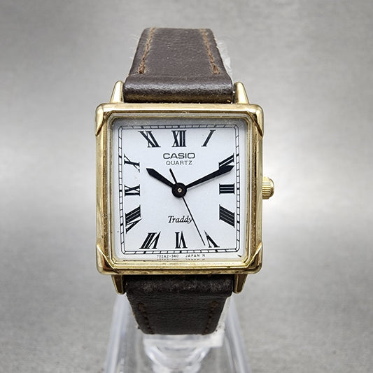 Casio Traddy Tank Watch Women 21mm White Dial Gold Tone Rectangle New Battery0