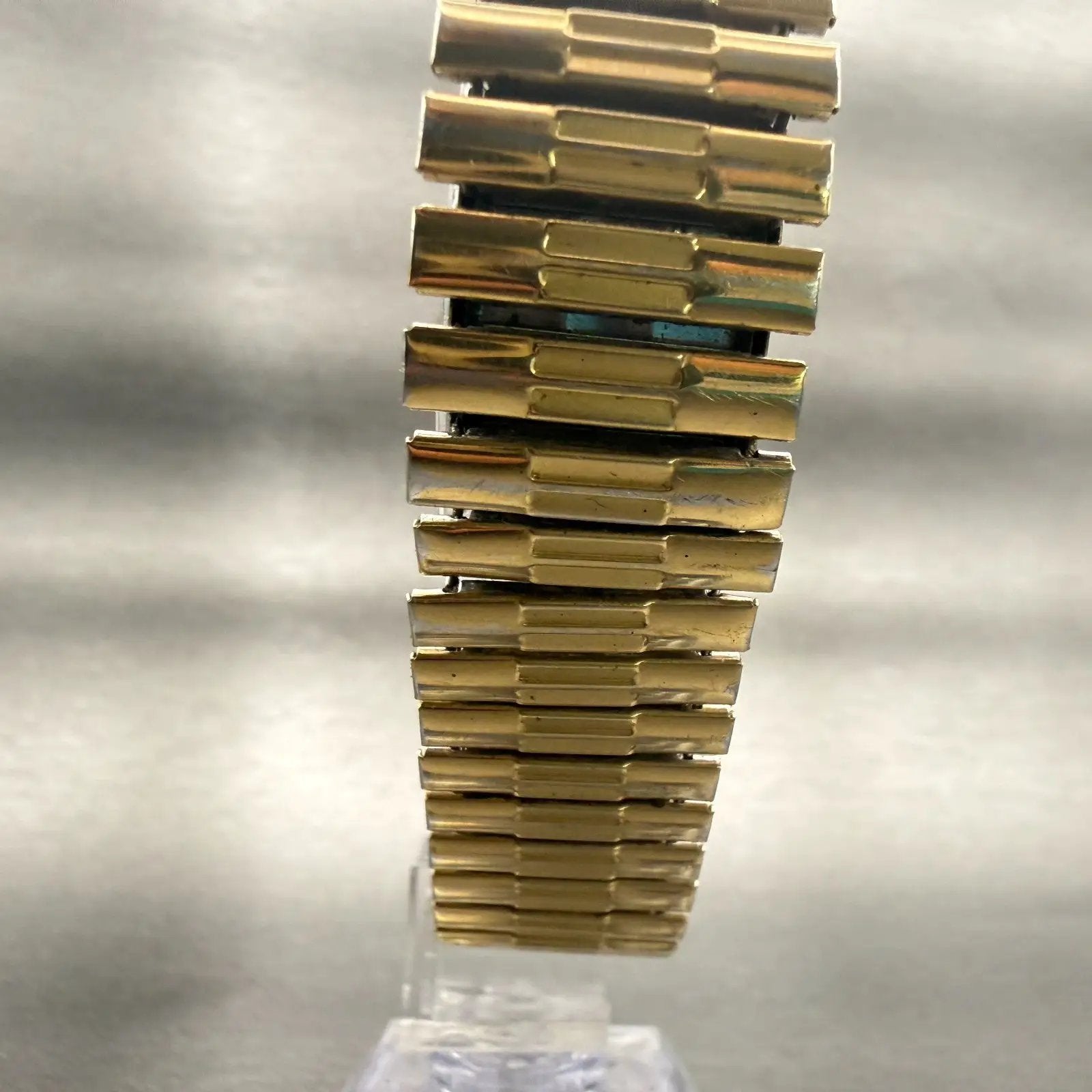Citizen CQ Watch Men 35mm Gold Dial Gold Tone Daydate Round 6100-S09869 New Batt7