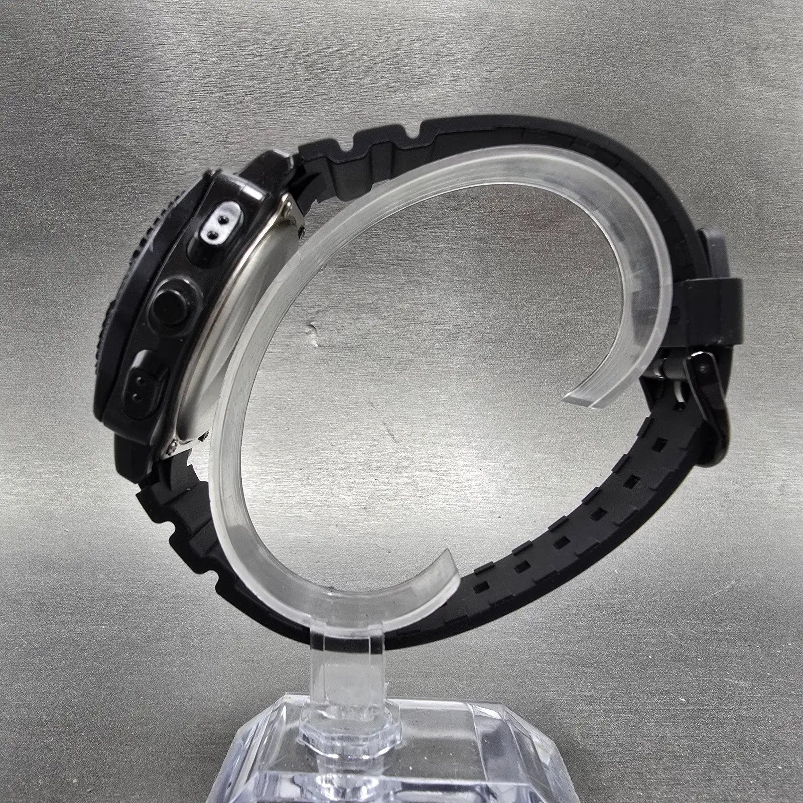 Casio CPW-220 Digital Compass Watch Men 52mm Black Alarm Chronograph New Battery6