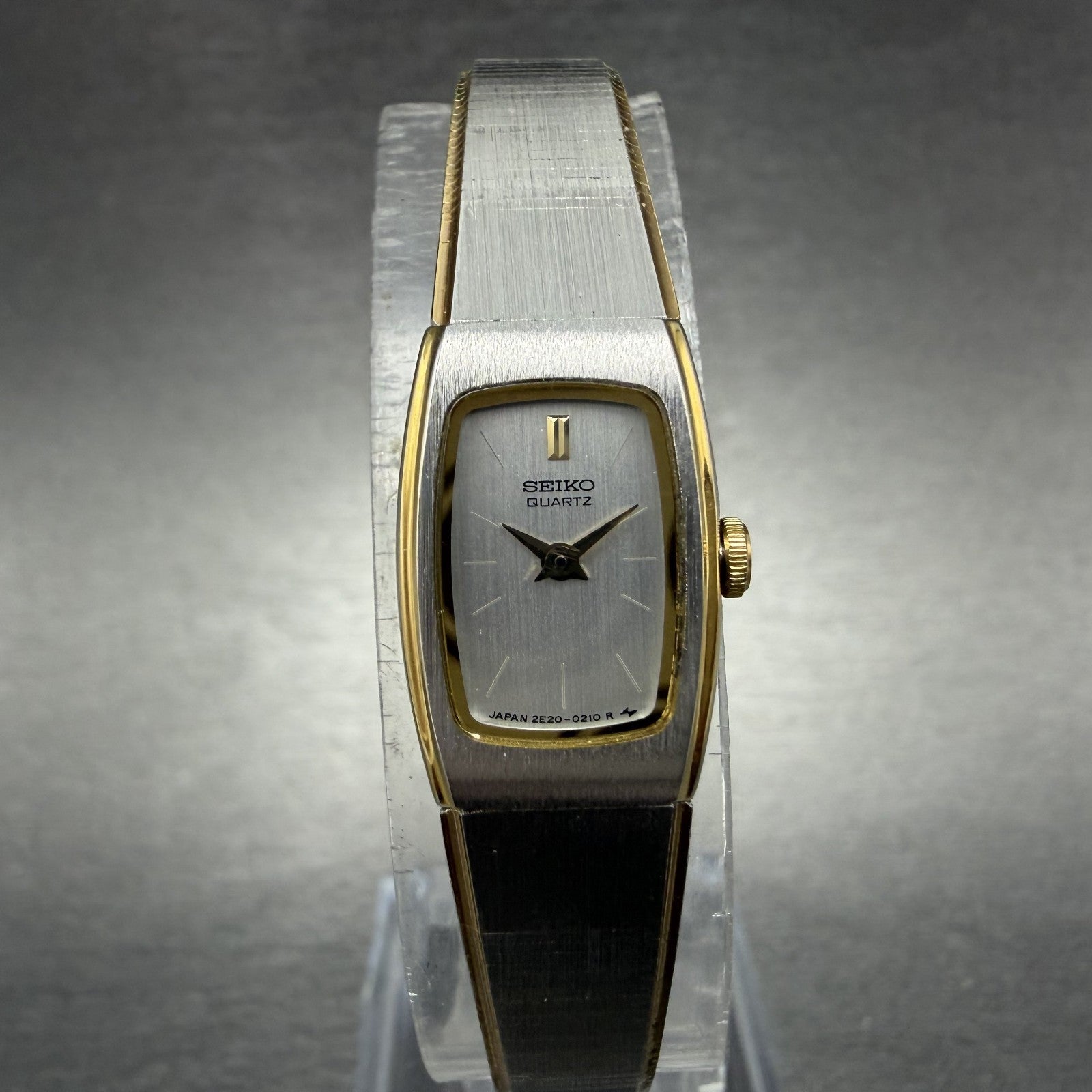 Seiko Tank Watch Women 13mm Silver Dial two Tone Rectangle 2e20-5139 New Battery0