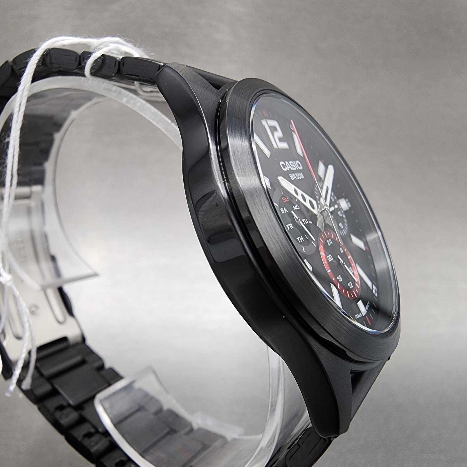 Casio MTPE350 Watch Men 39mm Black Dial Black Steel Daydate Metal Bracelet3