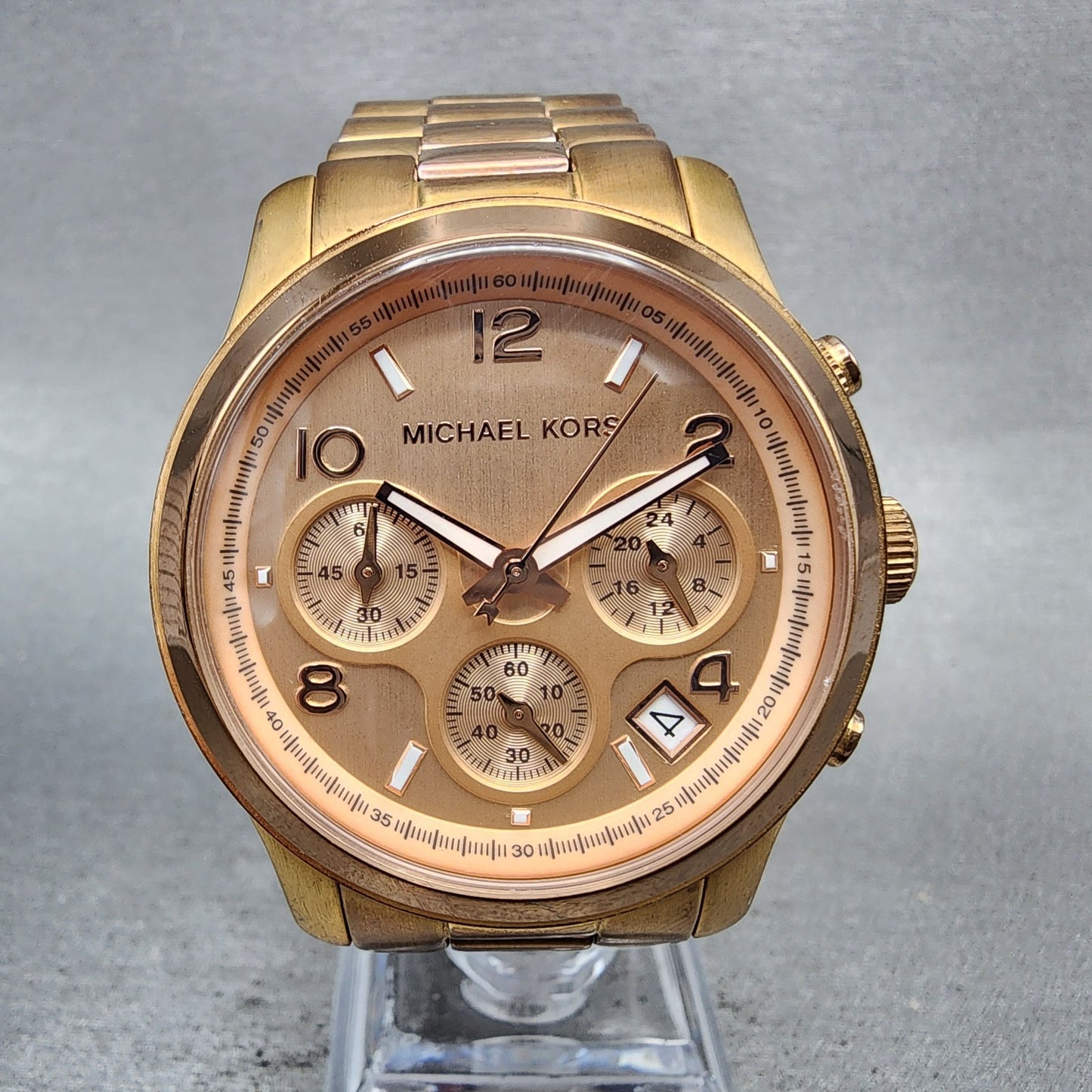Michael Kors Runway Chronograph Watch Women 38mm Rose Dial Rose Gold Tone NewBat0