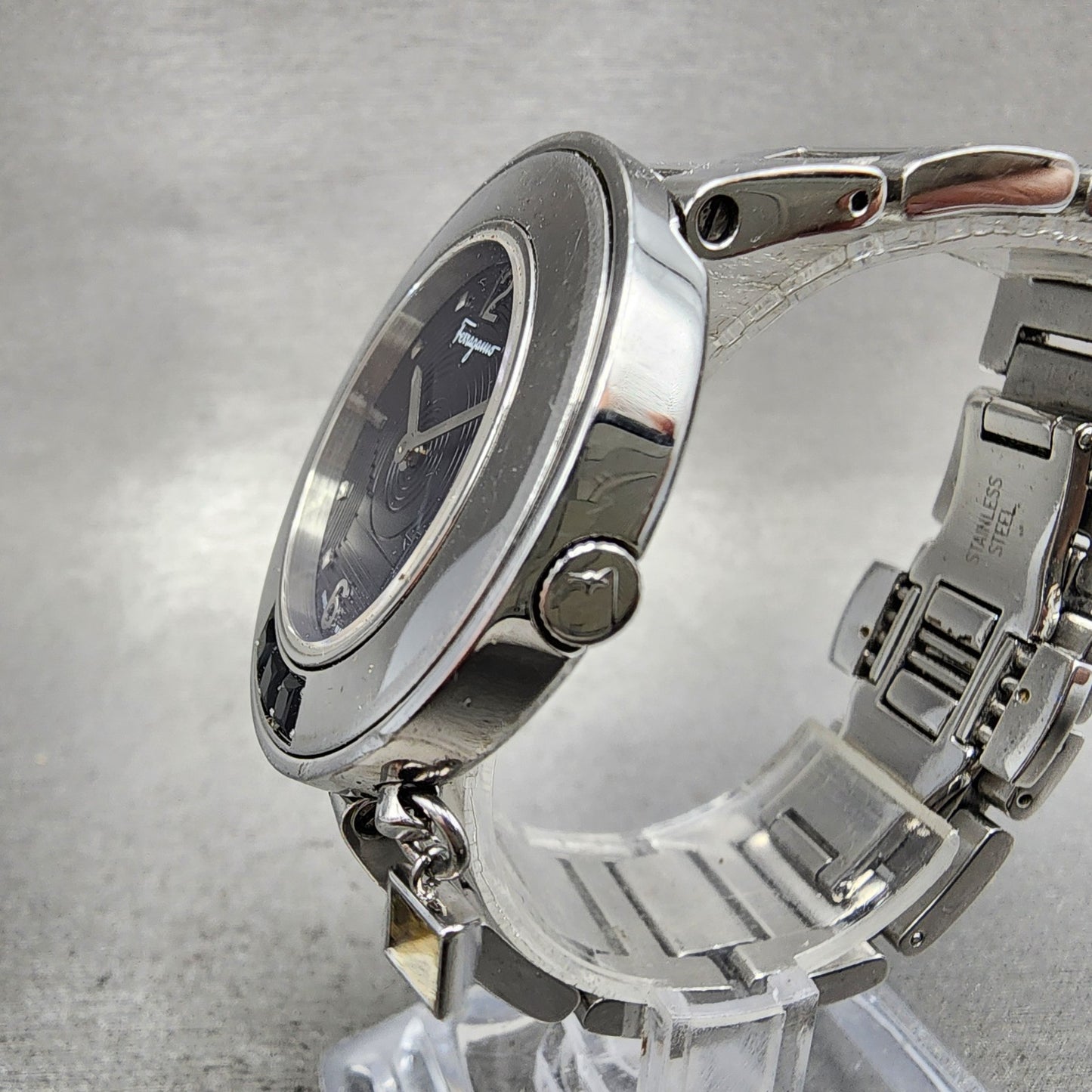 Salvatore Ferragamo Gancino Sparkling Watch Women 37mm Black Dial Steel New Batt2