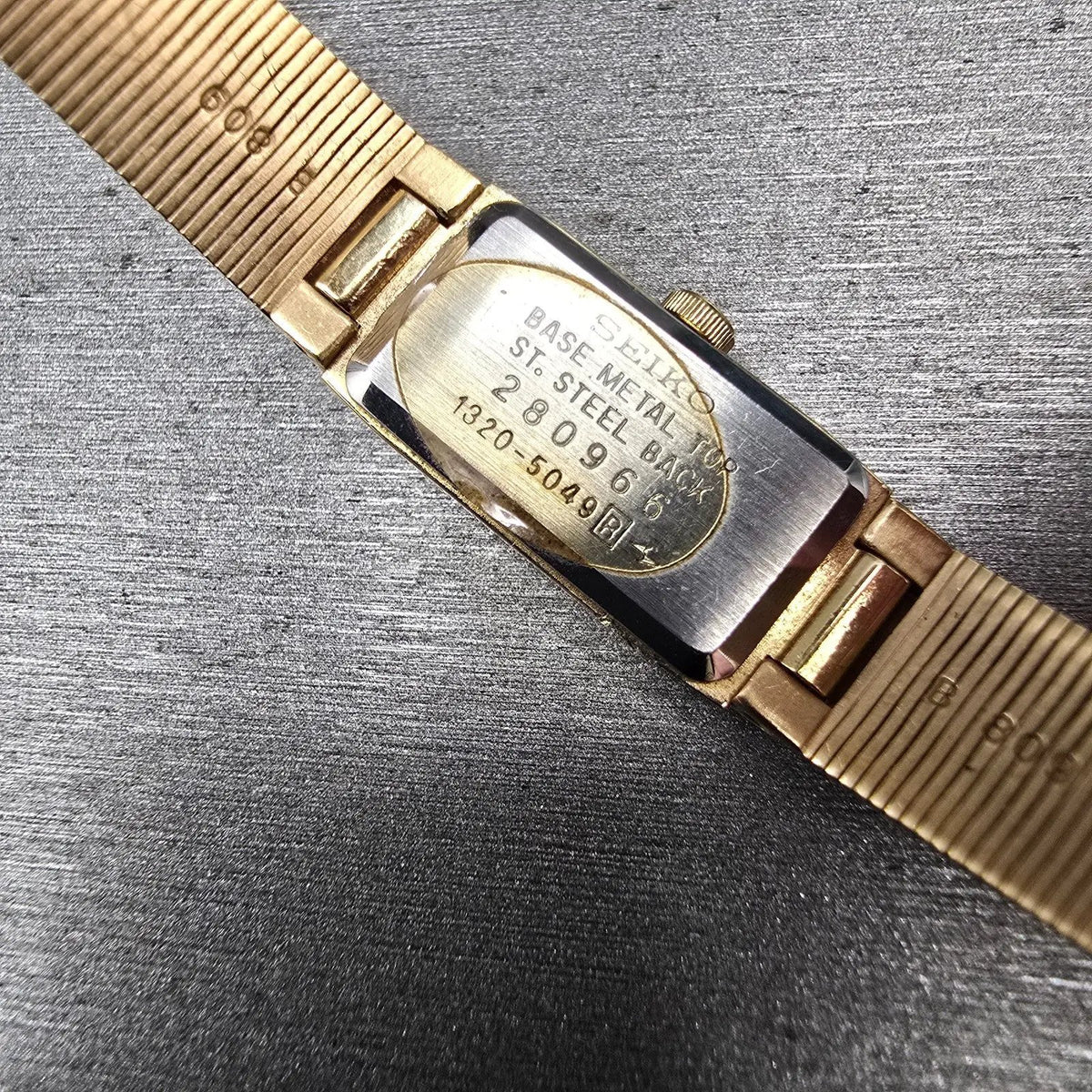 Seiko Tank Watch Women 12mm Gold Dial Gold Tone Rectangle 1320-5049 New Batt JP10